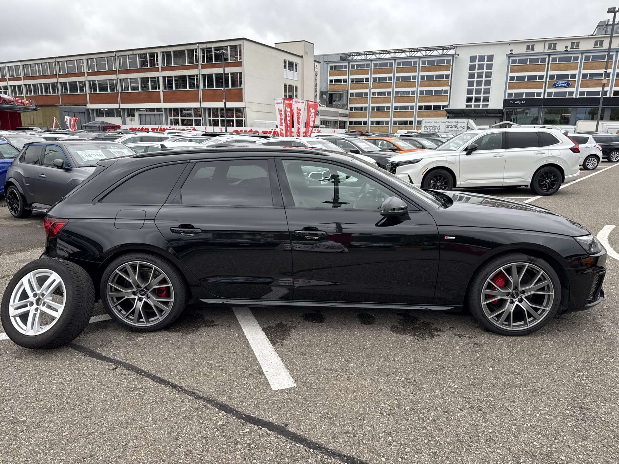 listing desktop thumbnail image 10