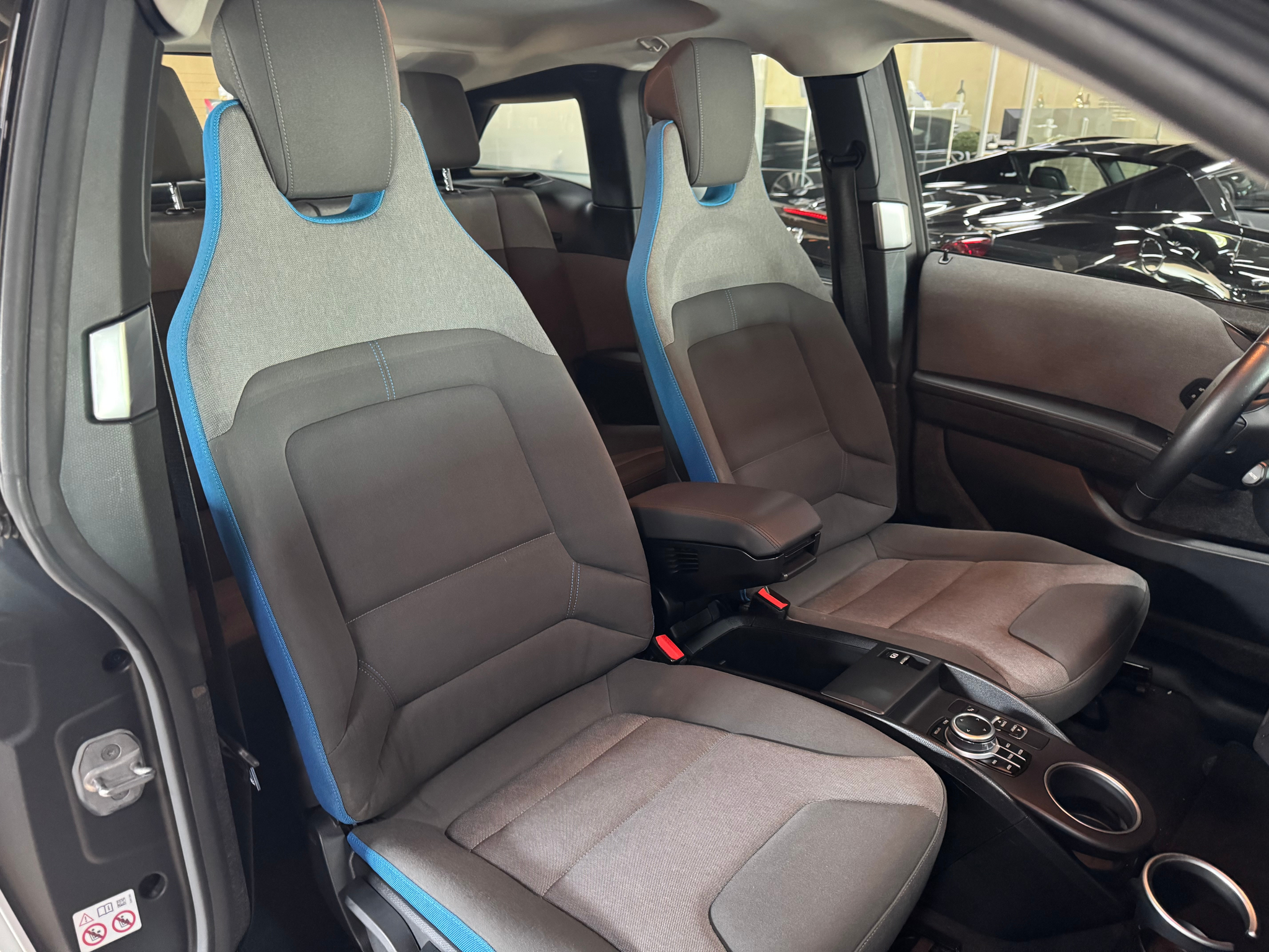 listing desktop thumbnail image 14