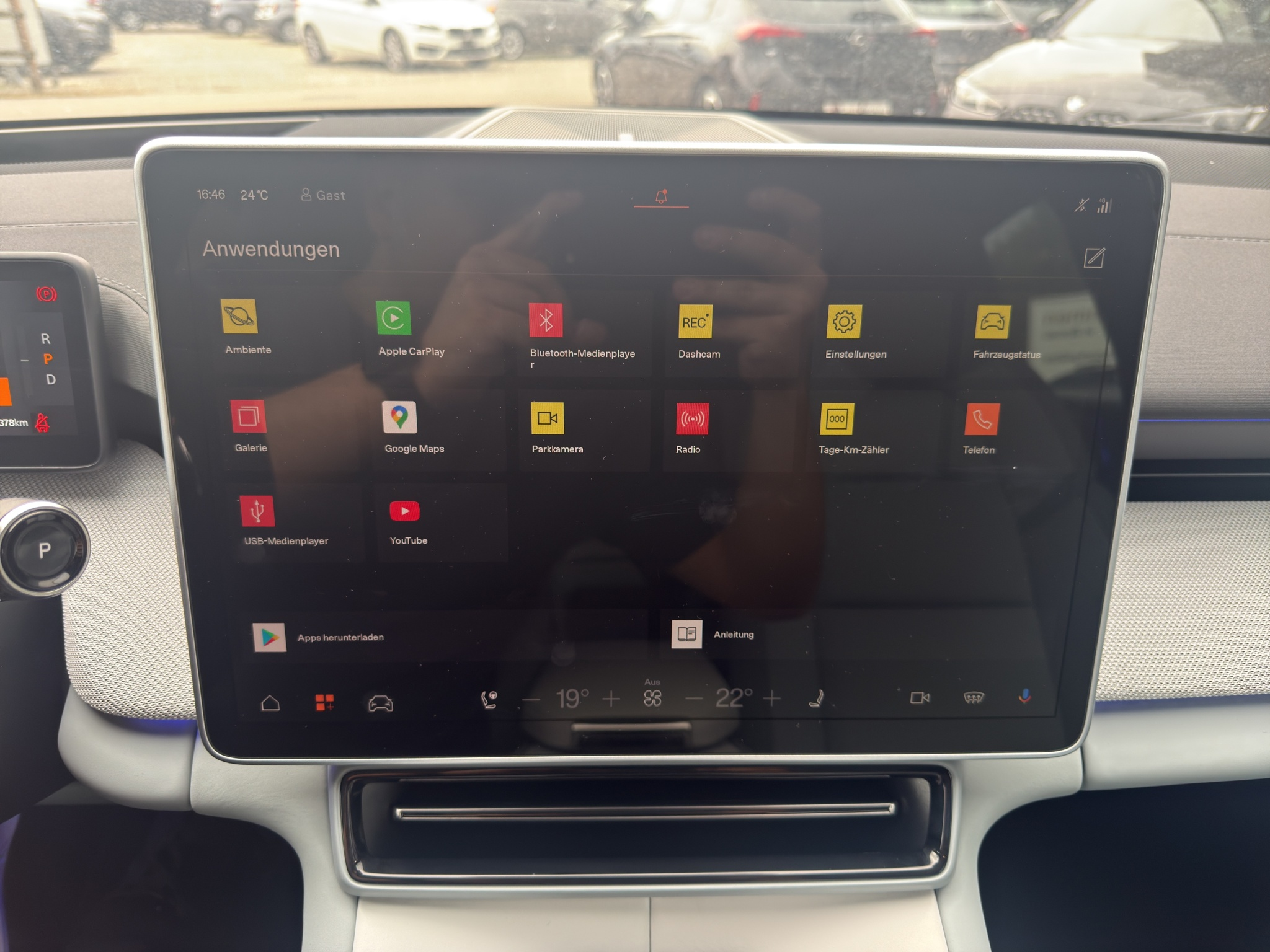 listing desktop thumbnail image 30