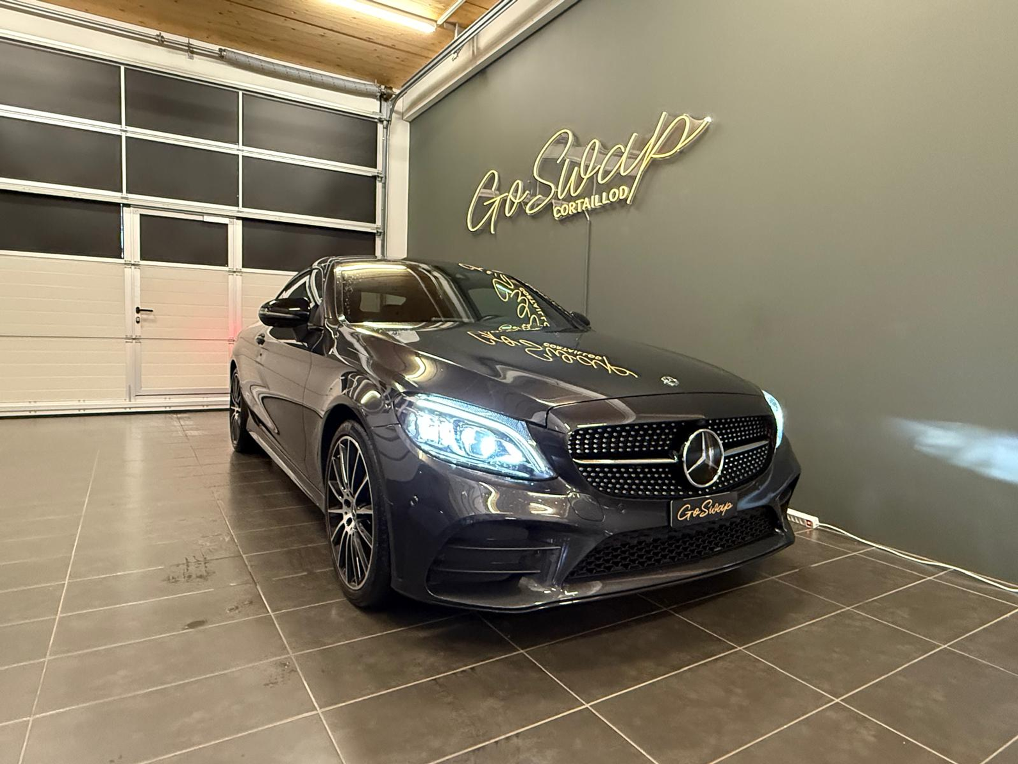 listing desktop thumbnail image 7