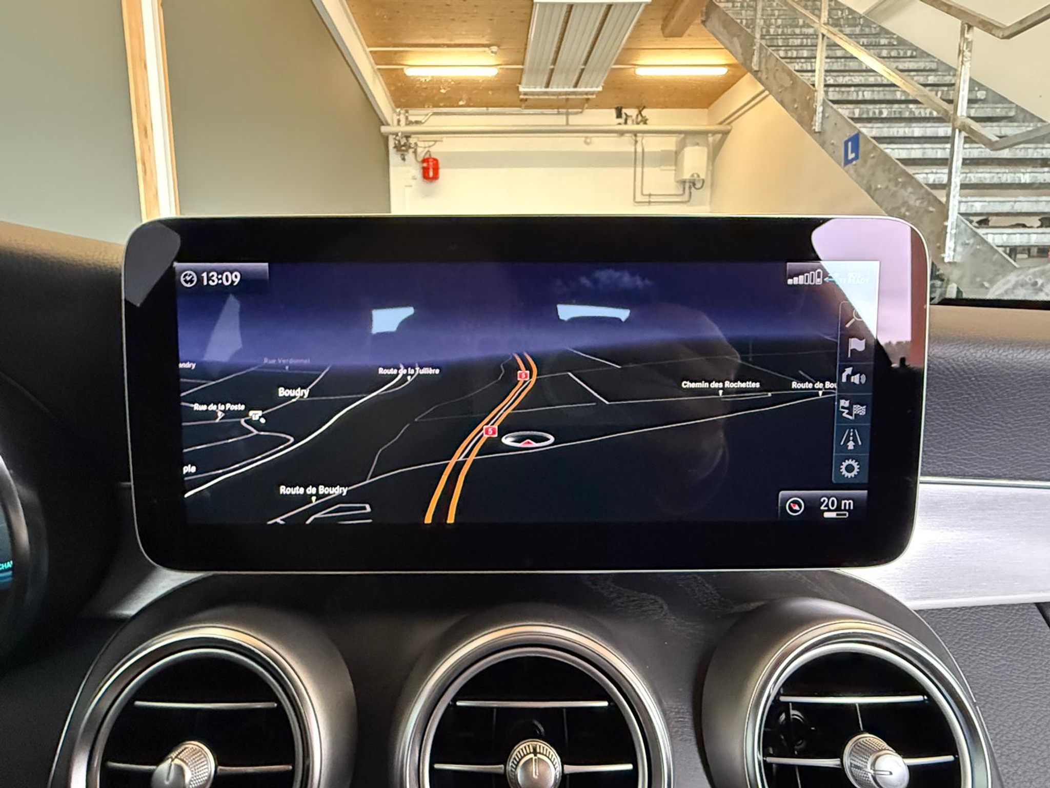 listing desktop thumbnail image 20