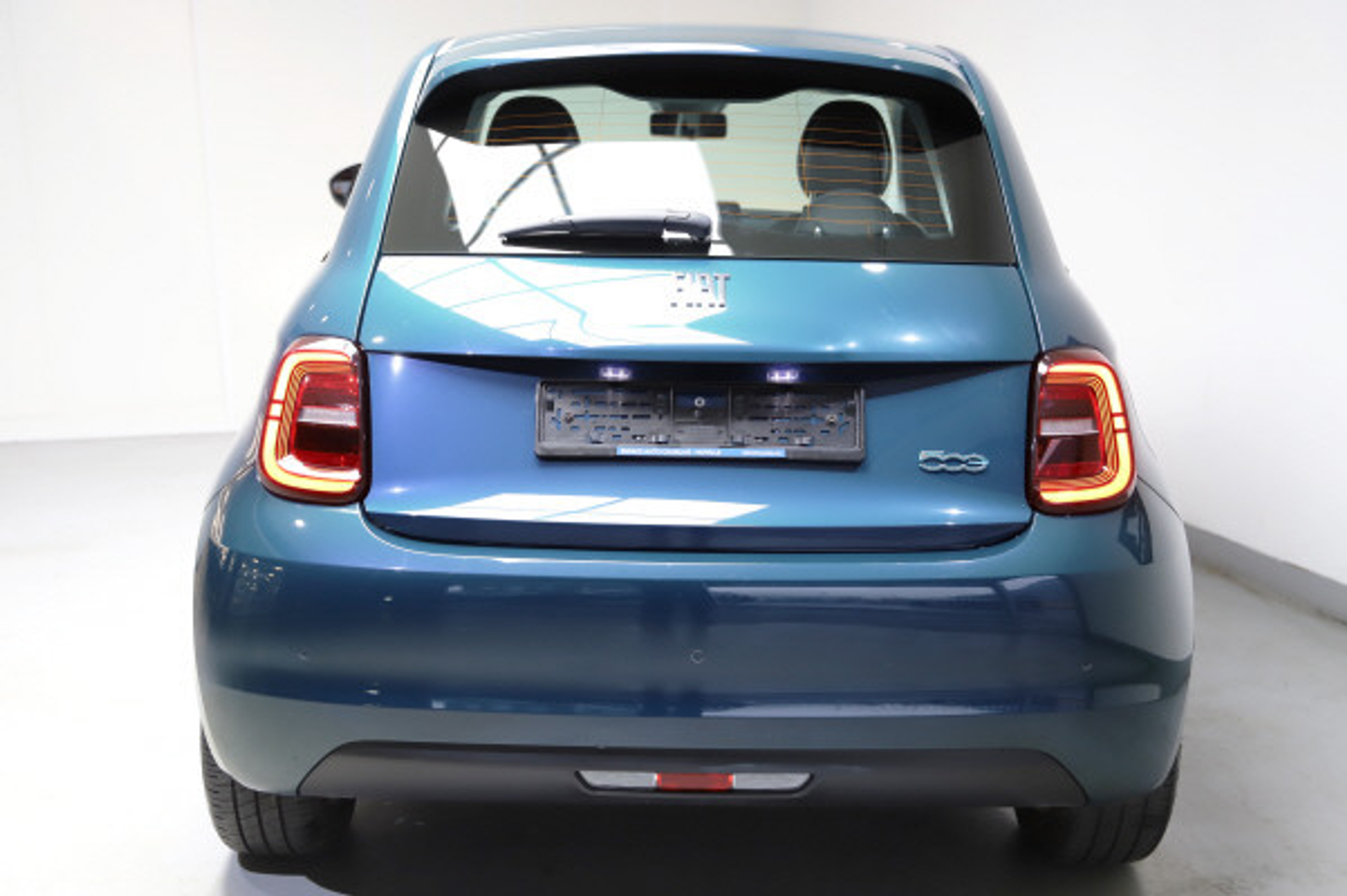 listing desktop thumbnail image 5