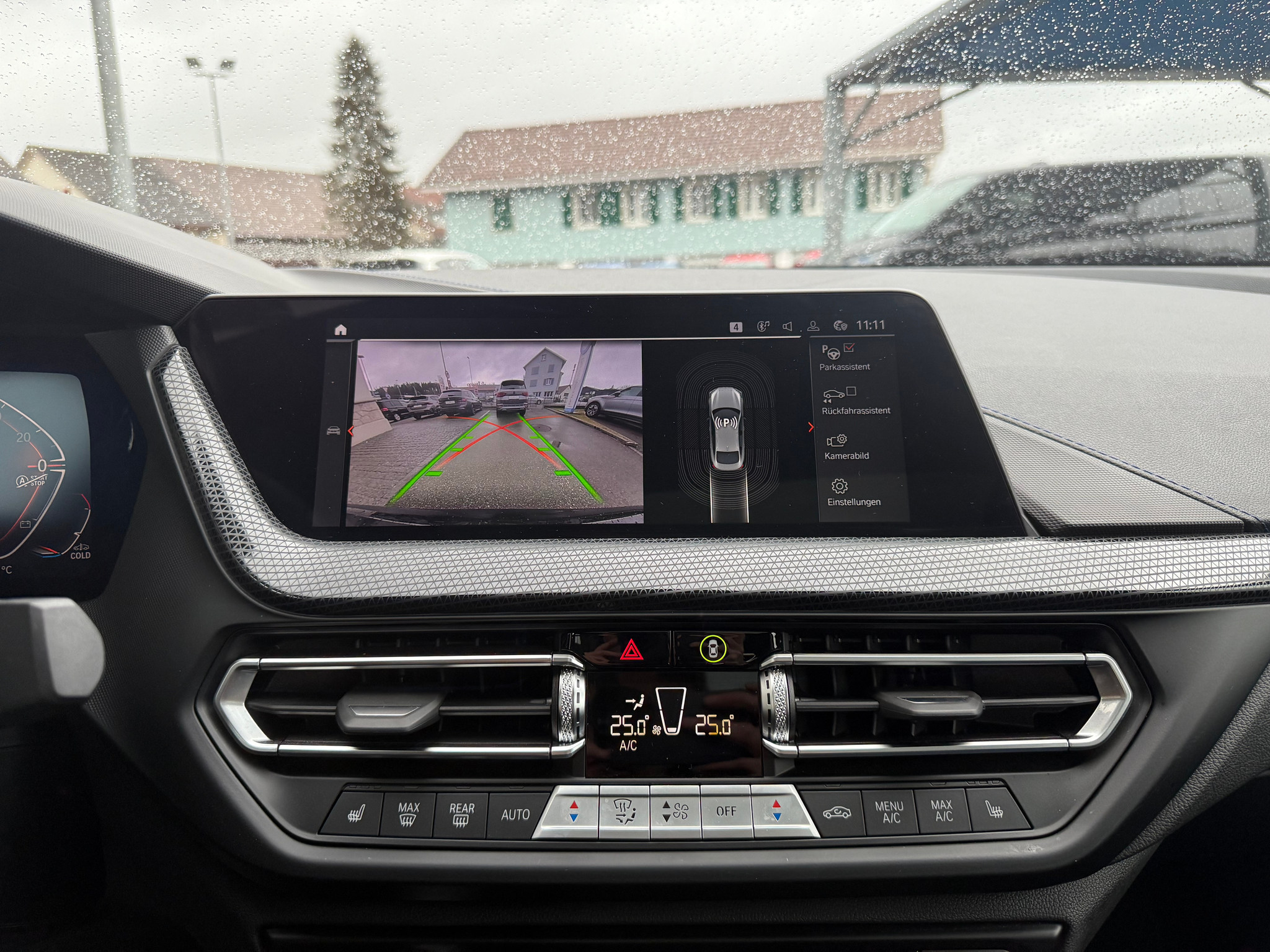 listing desktop thumbnail image 11