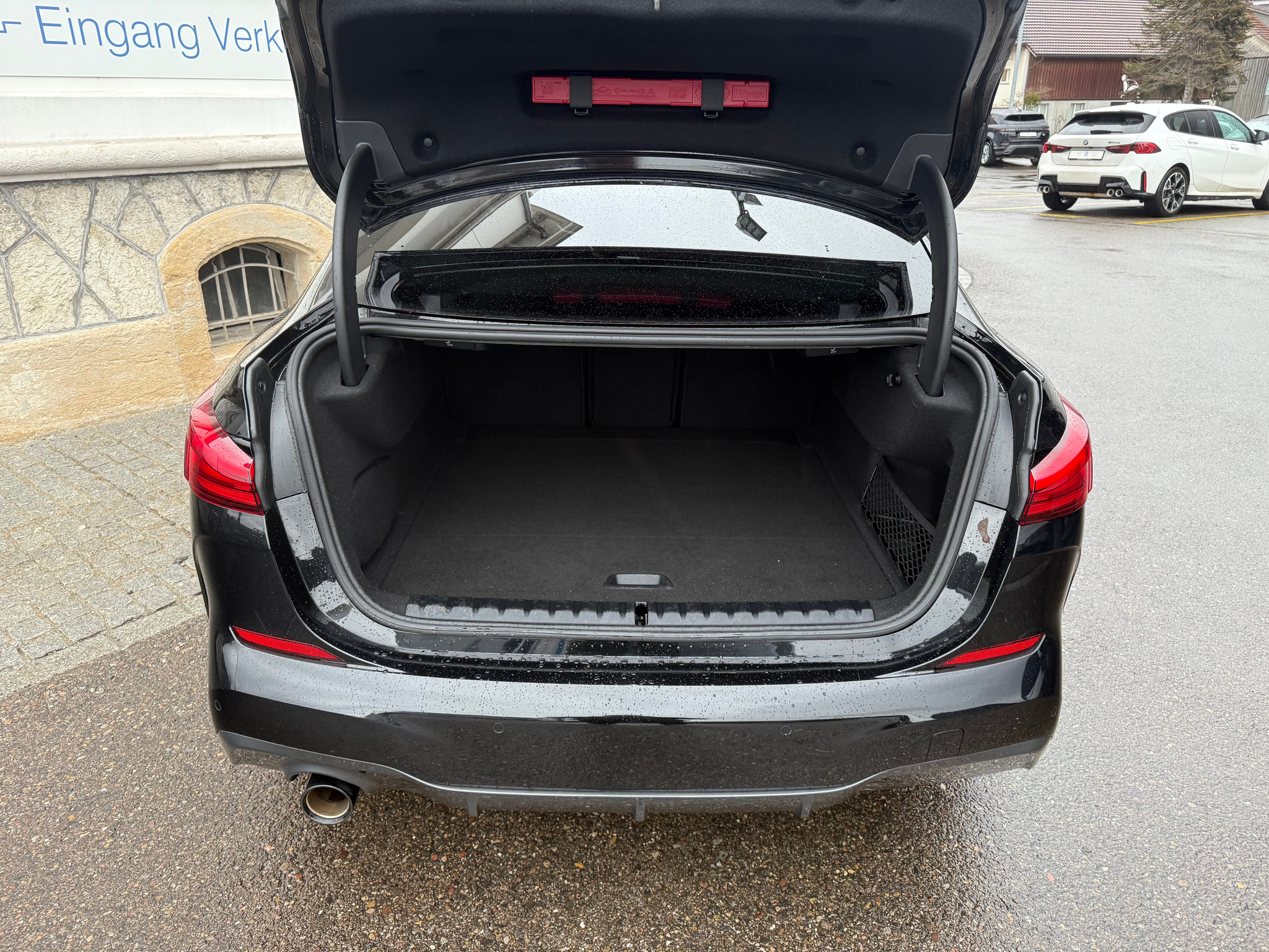 listing desktop thumbnail image 7