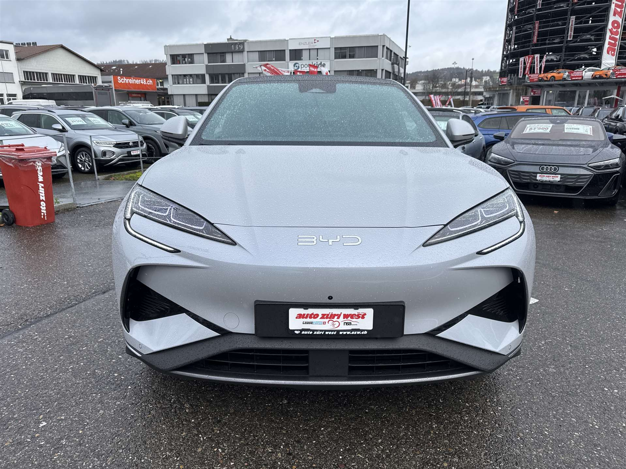 listing desktop thumbnail image 1