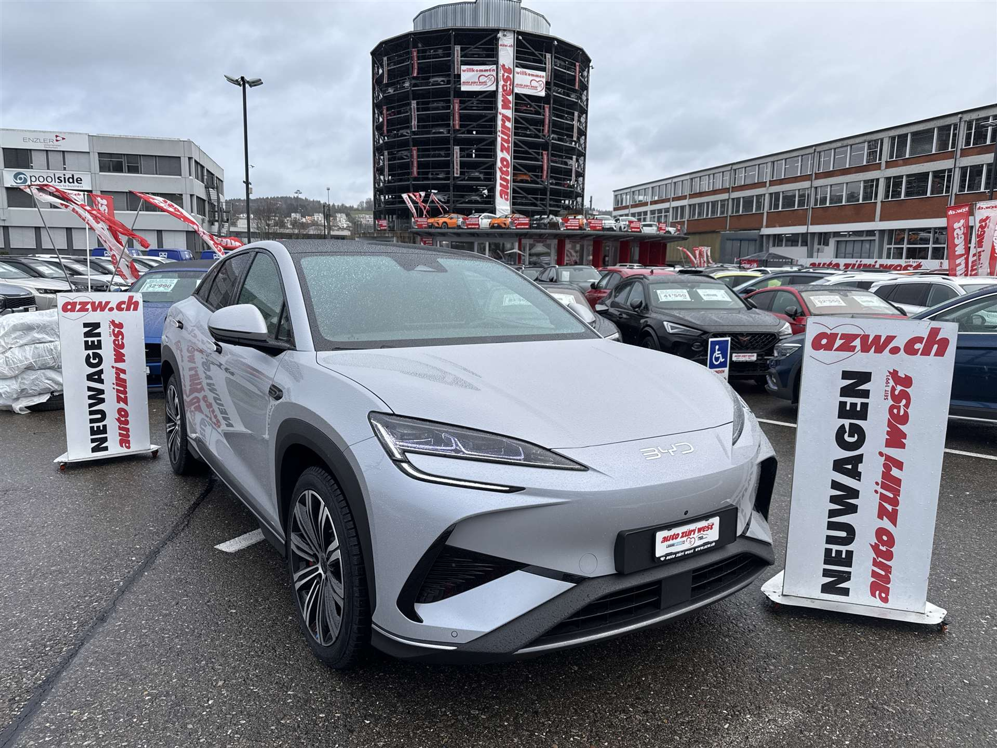 listing desktop thumbnail image 0