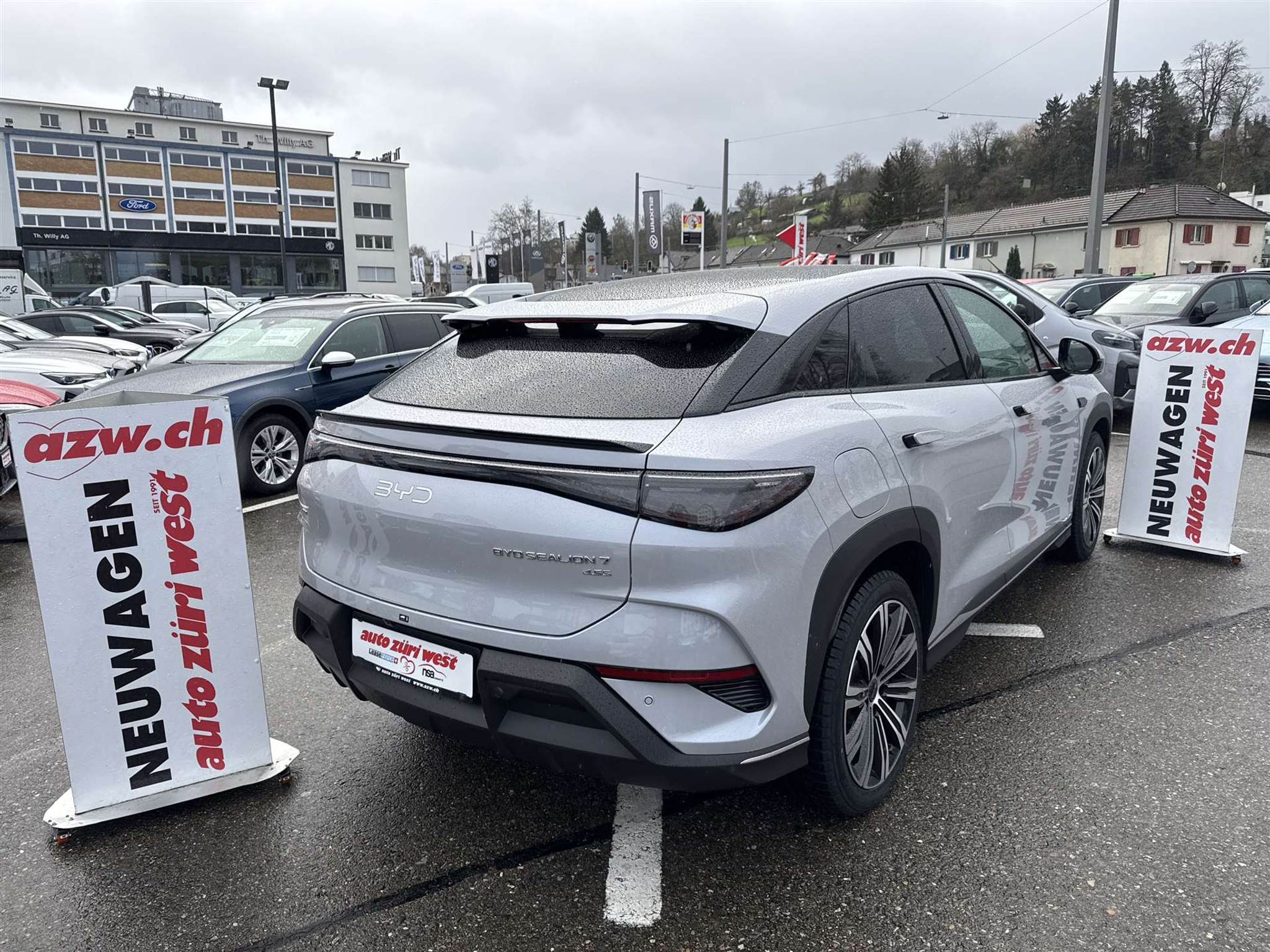 listing desktop thumbnail image 5