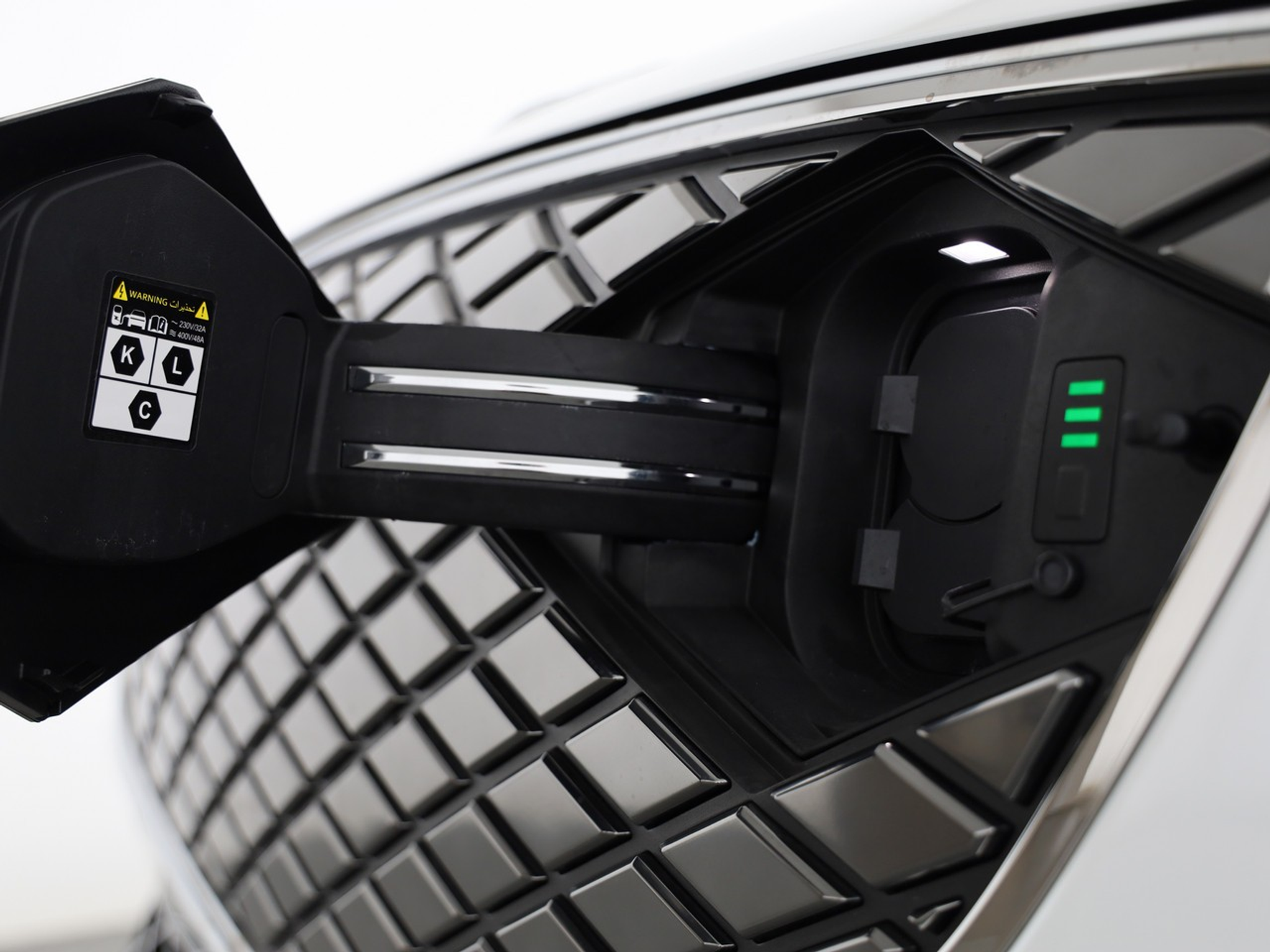 listing desktop thumbnail image 19