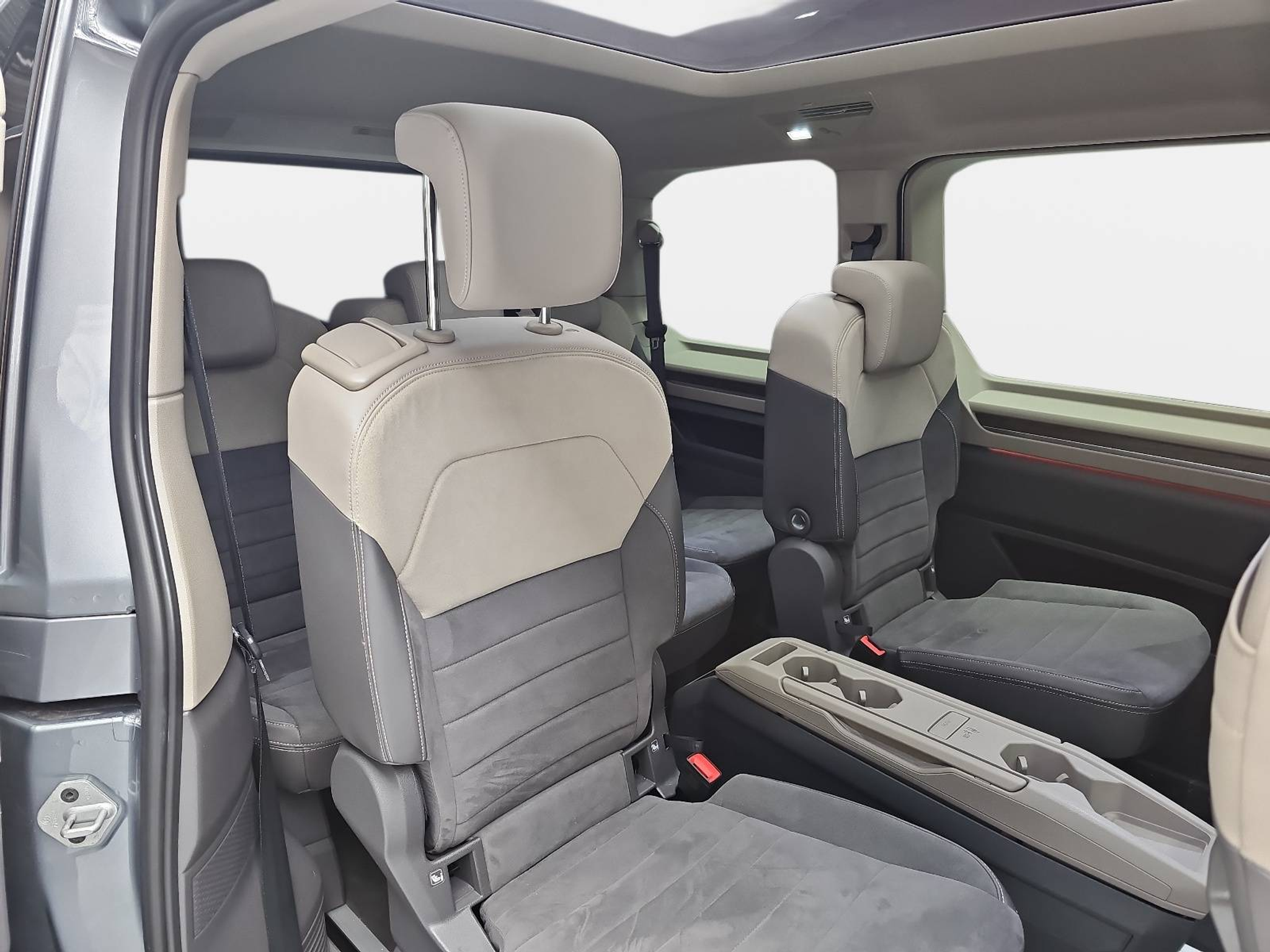 listing desktop thumbnail image 10