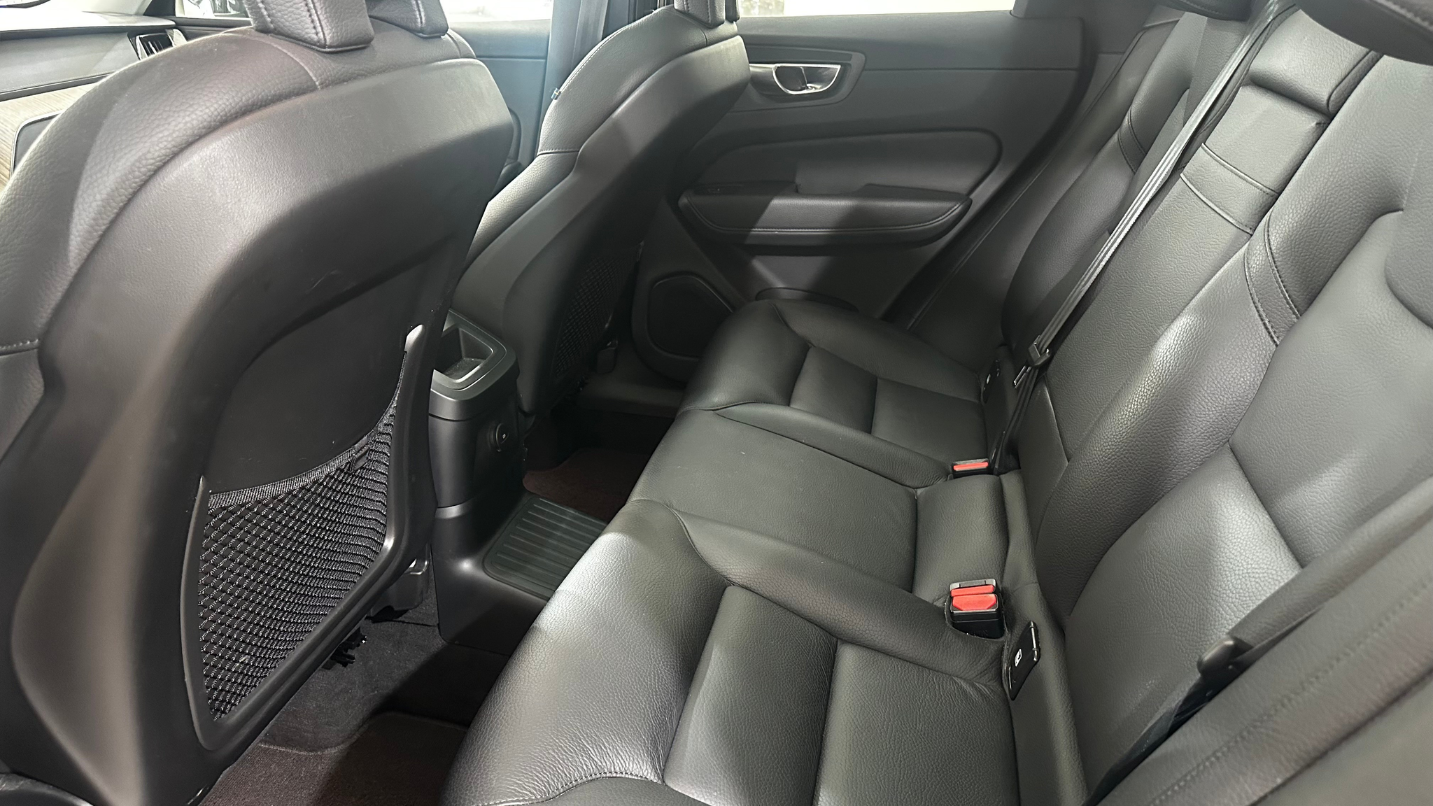 listing desktop thumbnail image 5