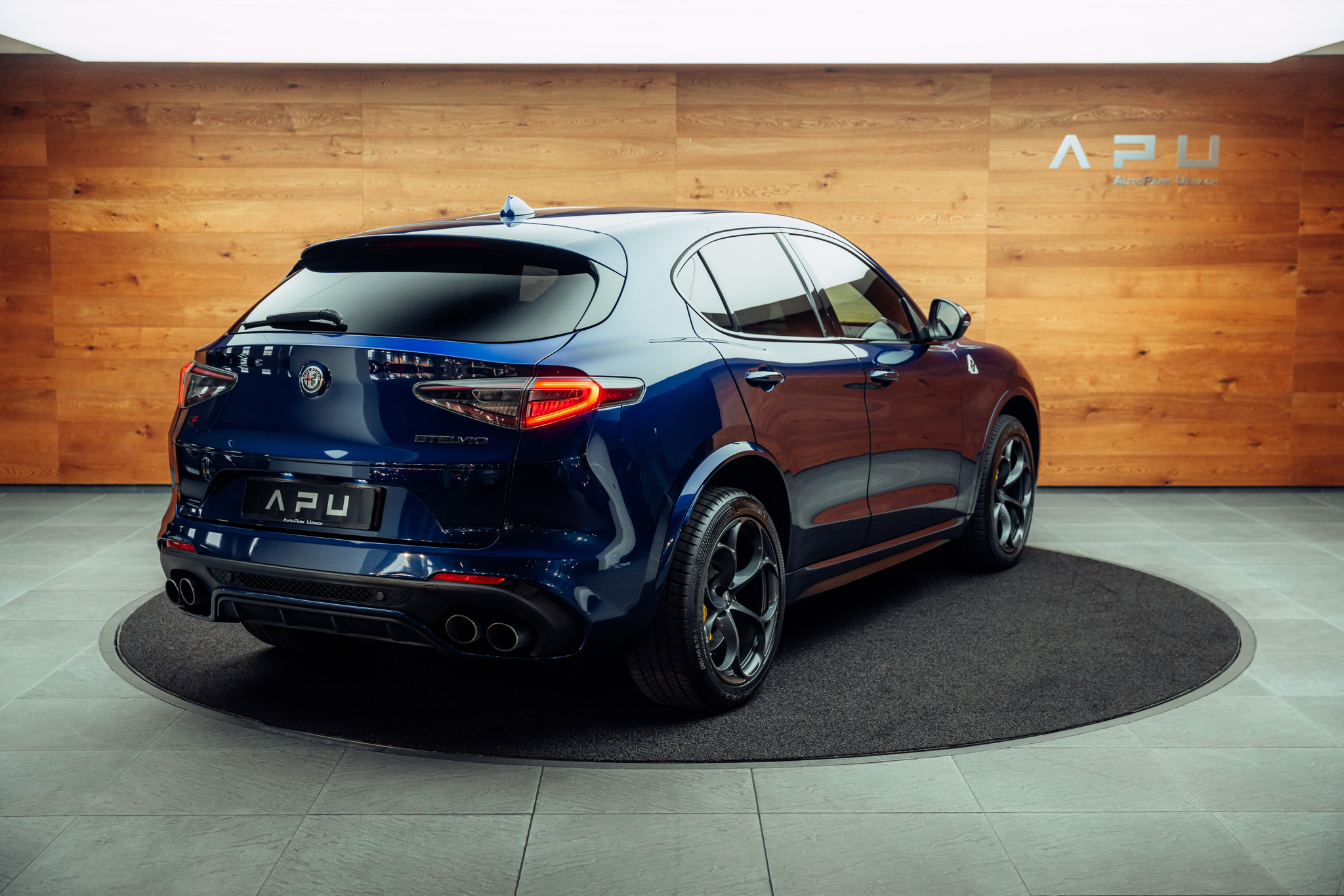 listing desktop thumbnail image 1