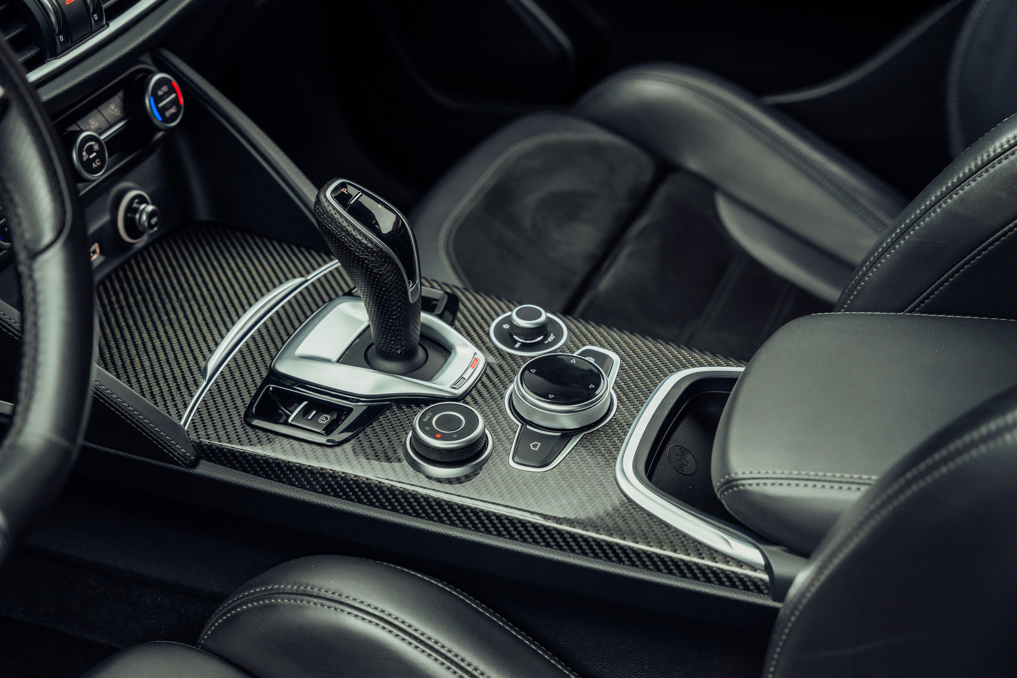 listing desktop thumbnail image 12