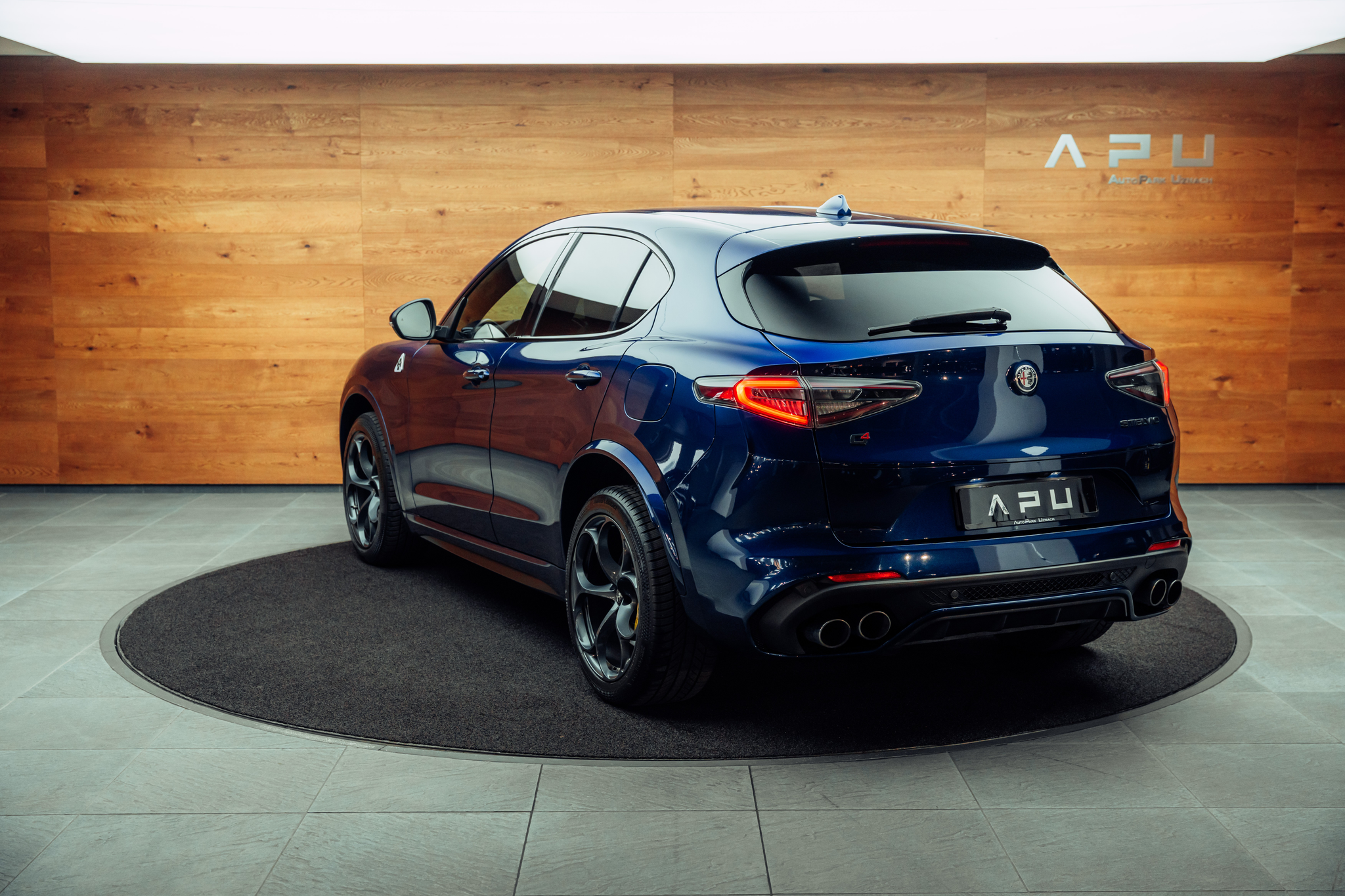 listing desktop thumbnail image 2