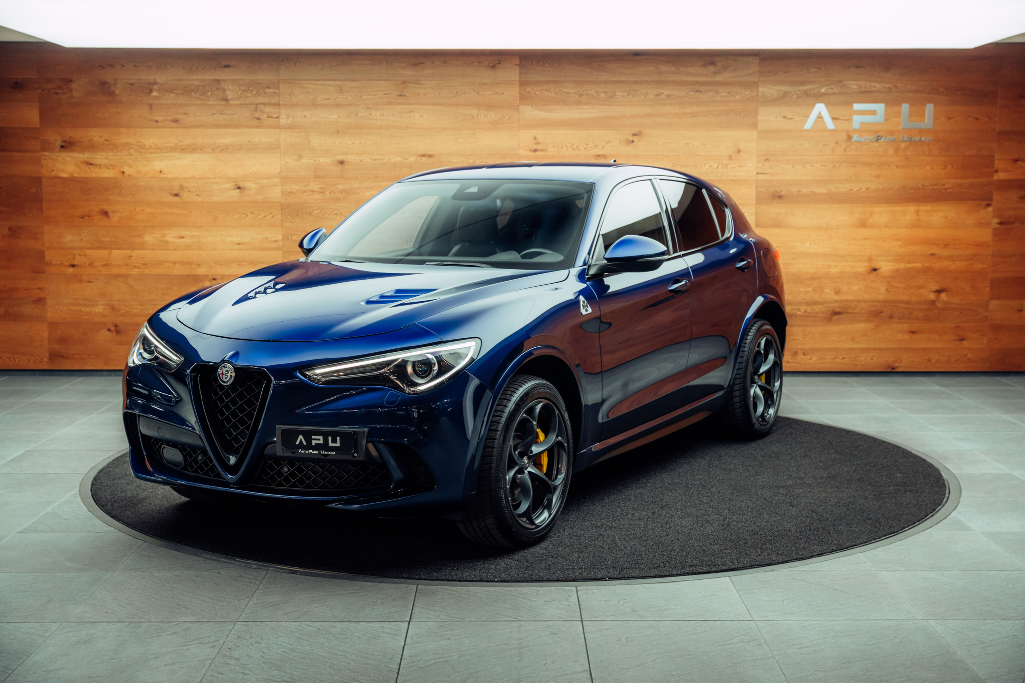 listing desktop thumbnail image 3