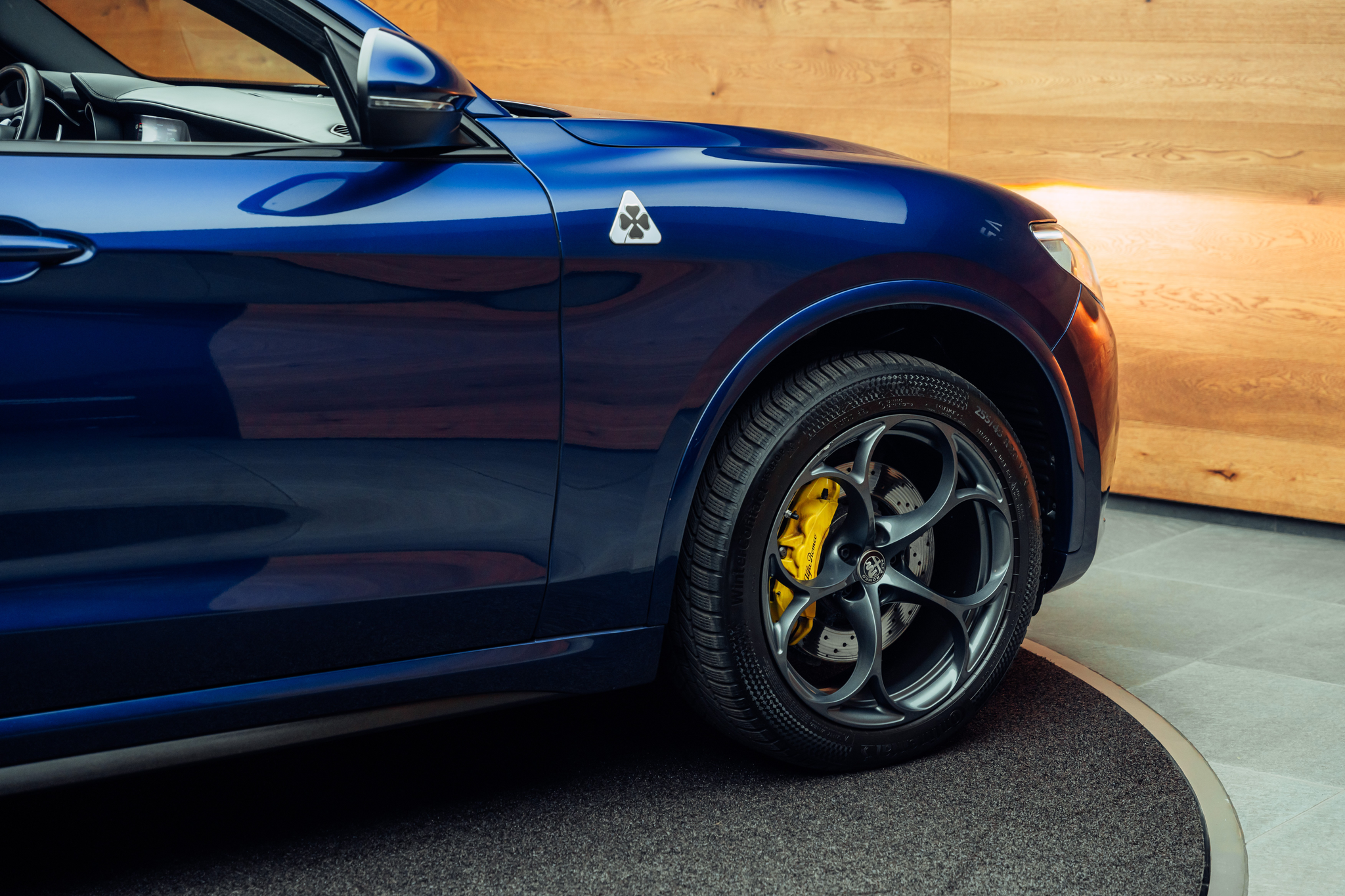 listing desktop thumbnail image 18