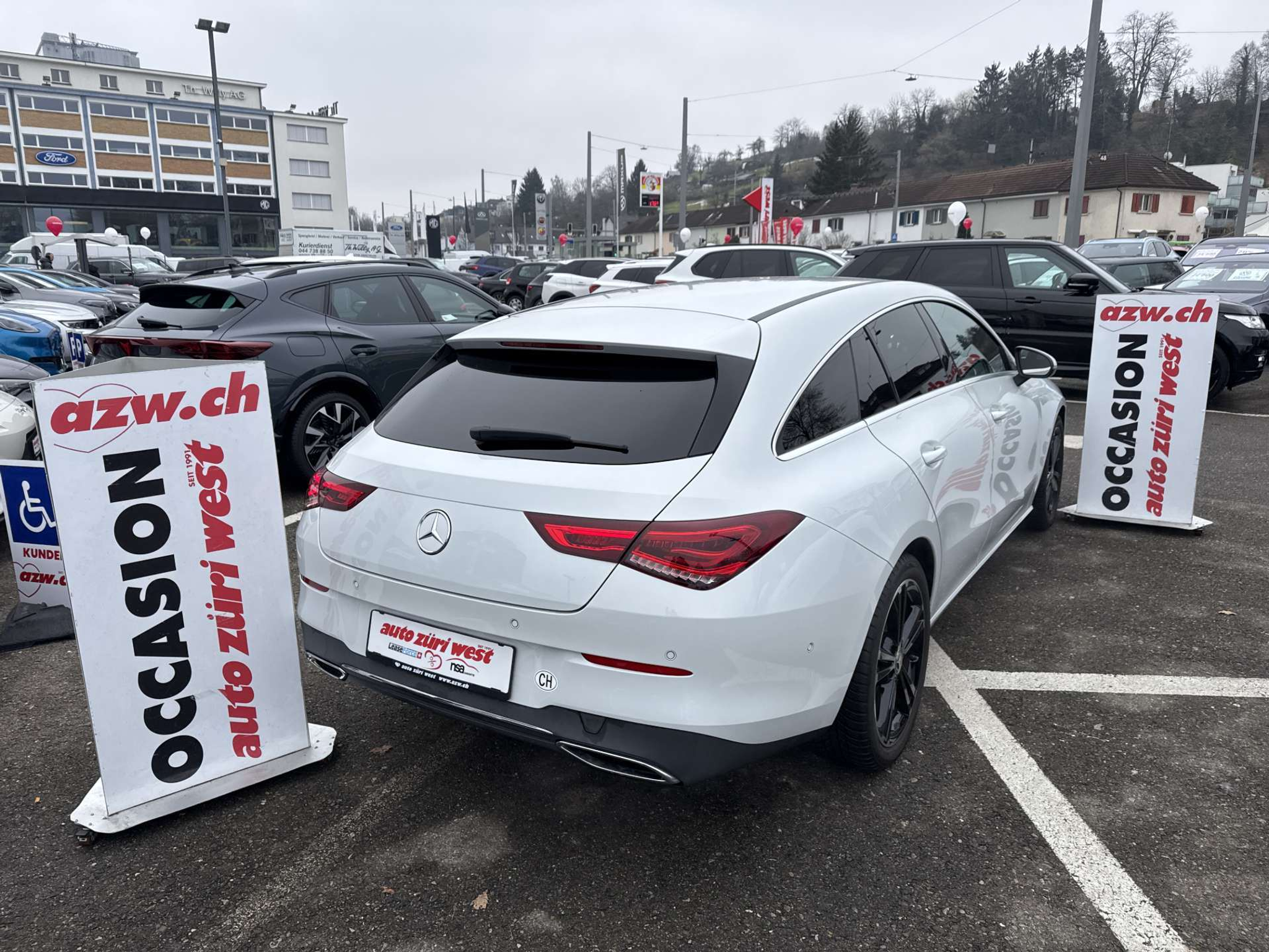 listing desktop thumbnail image 2