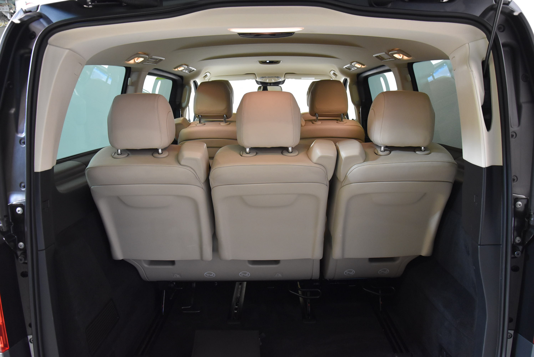 listing desktop thumbnail image 8