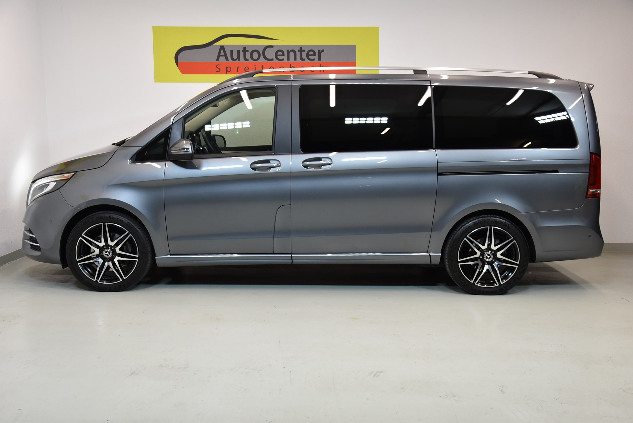 listing desktop thumbnail image 10