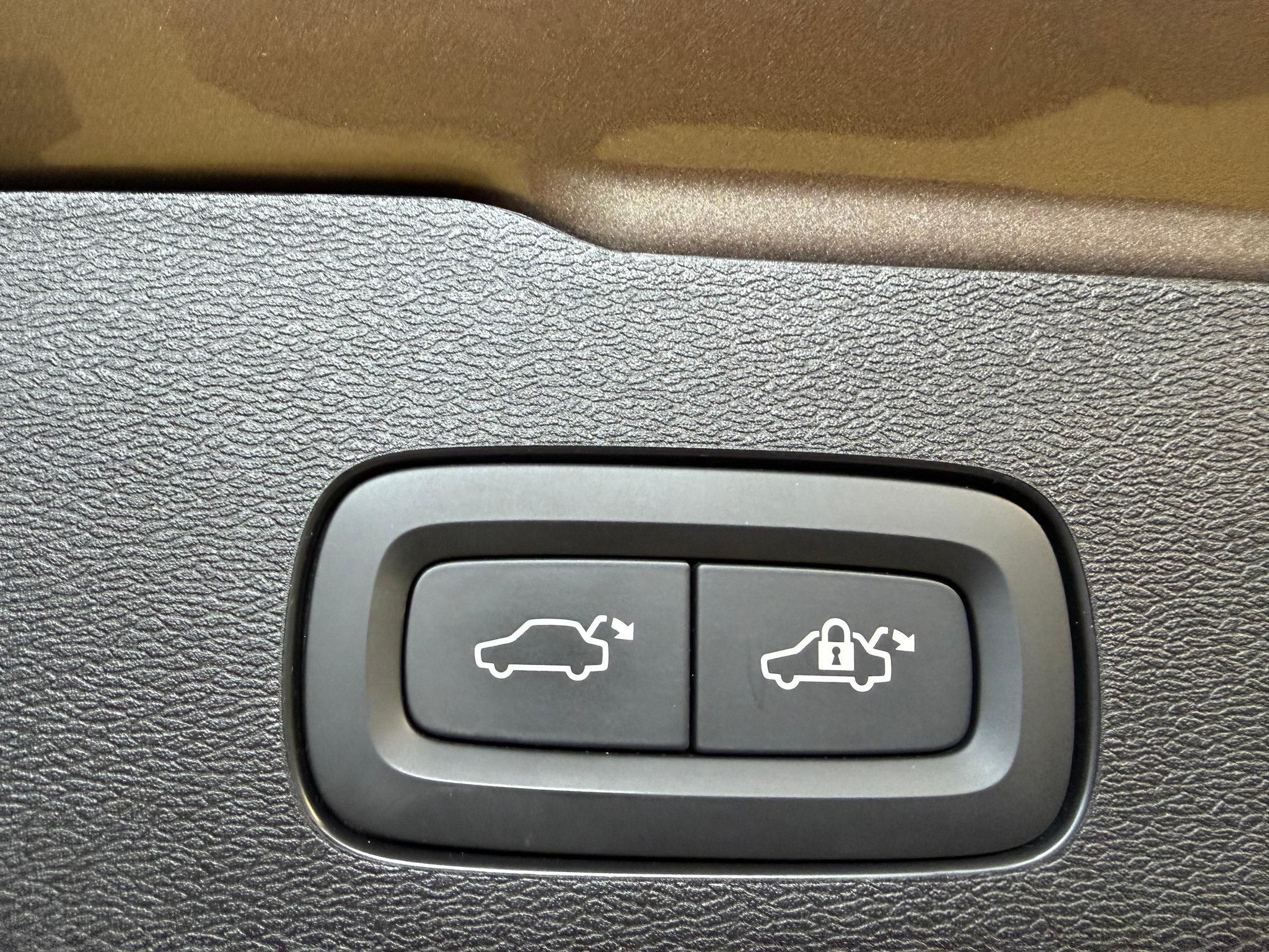 listing desktop thumbnail image 19