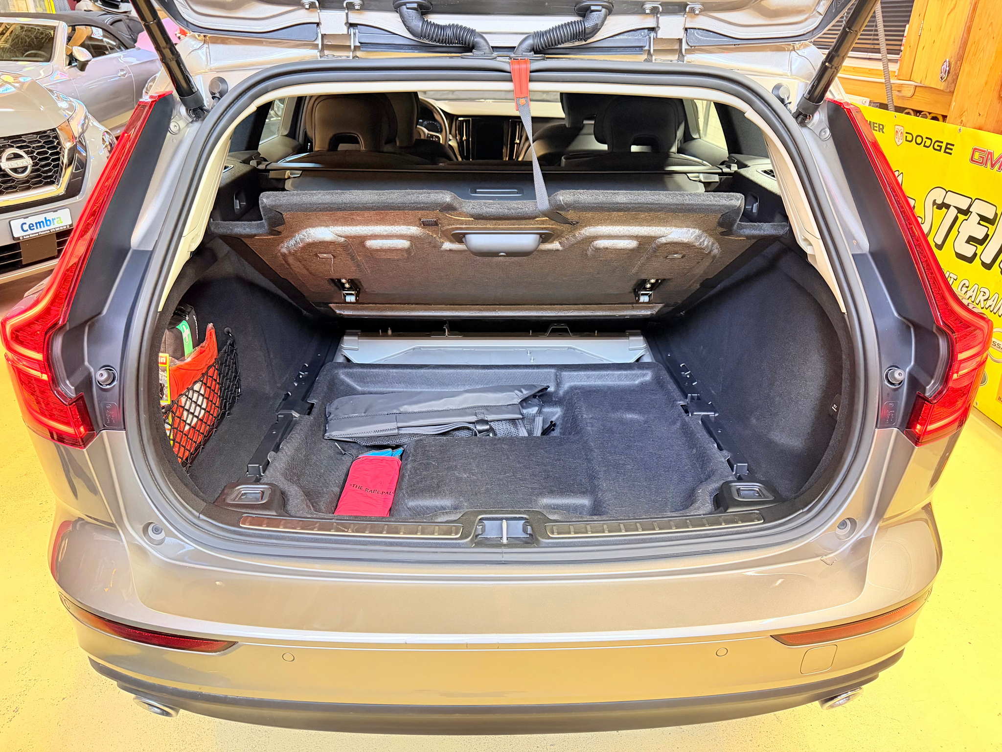 listing desktop thumbnail image 18