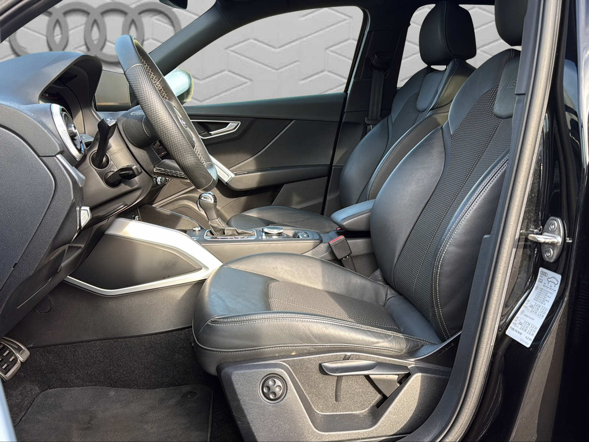 listing desktop thumbnail image 10