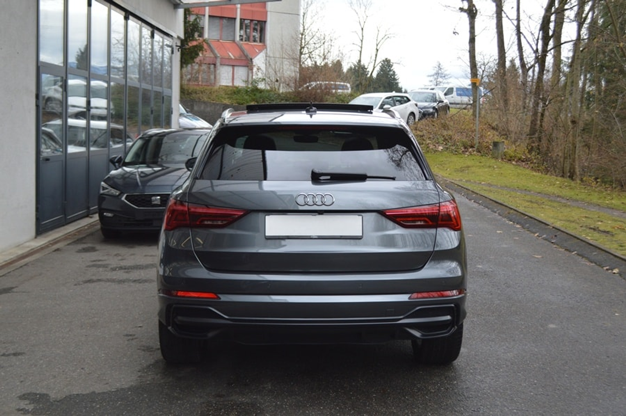 listing desktop thumbnail image 14