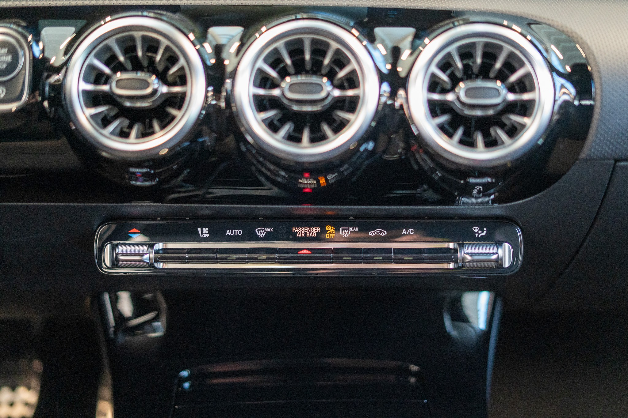 listing desktop thumbnail image 17