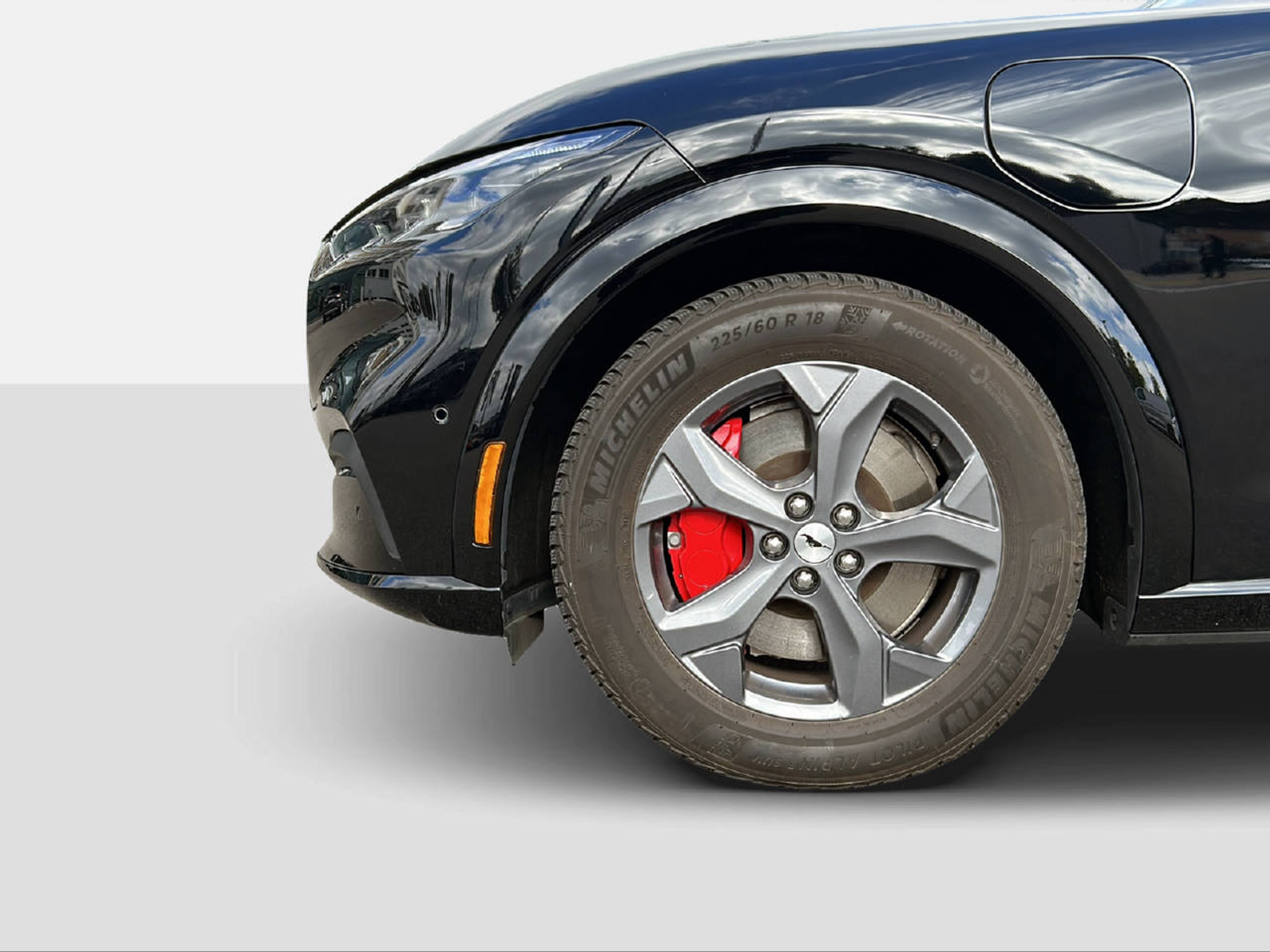 listing desktop thumbnail image 8