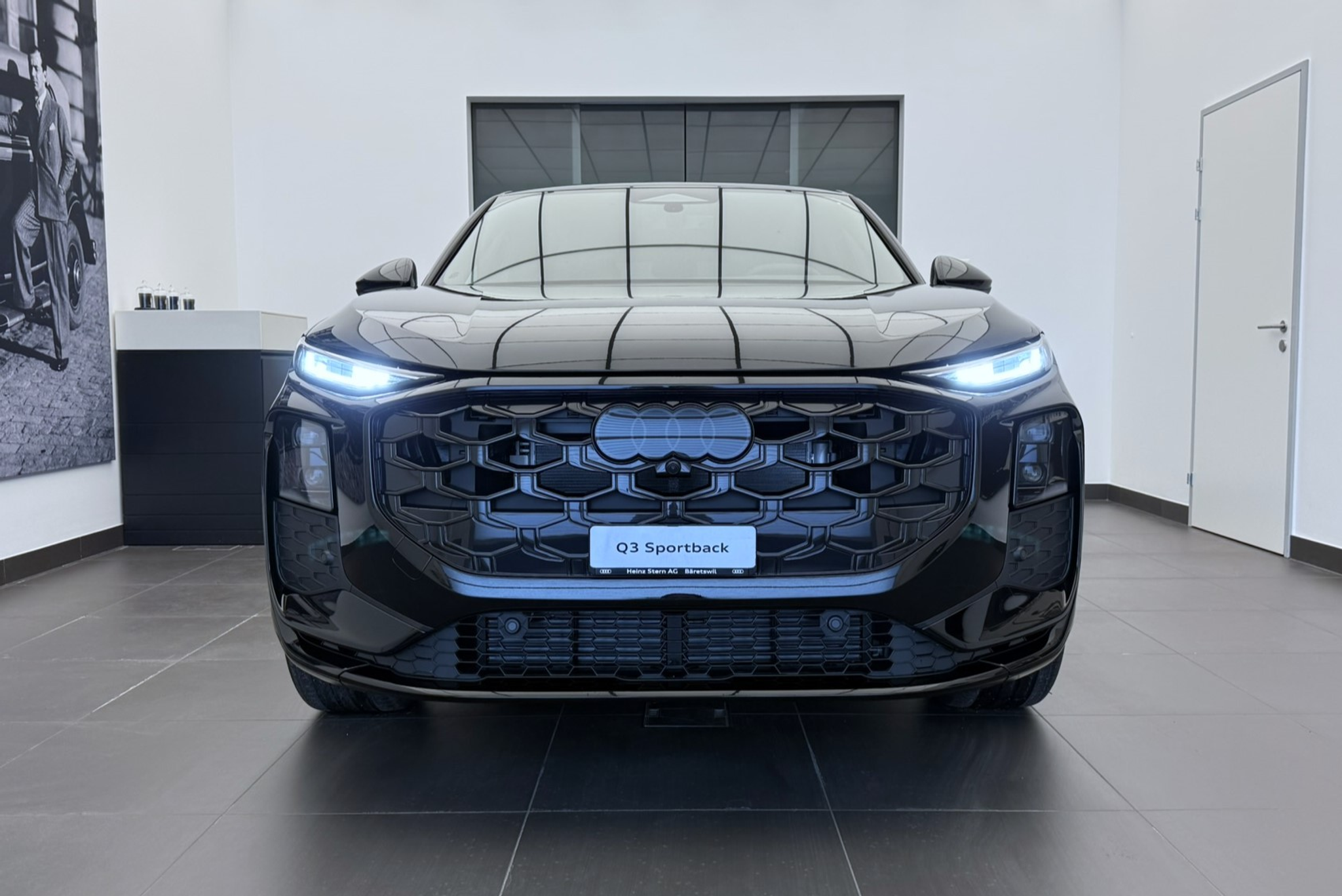 listing desktop thumbnail image 1