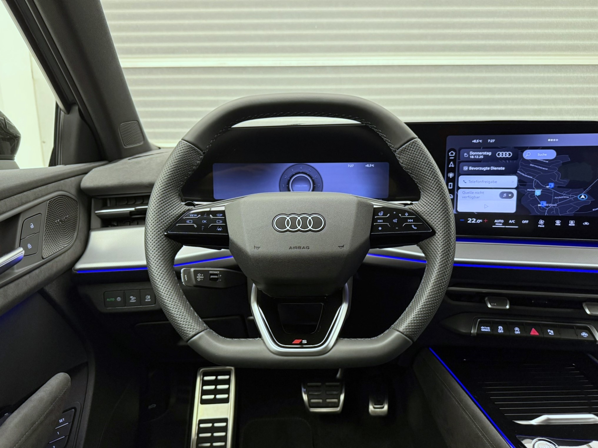 listing desktop thumbnail image 6