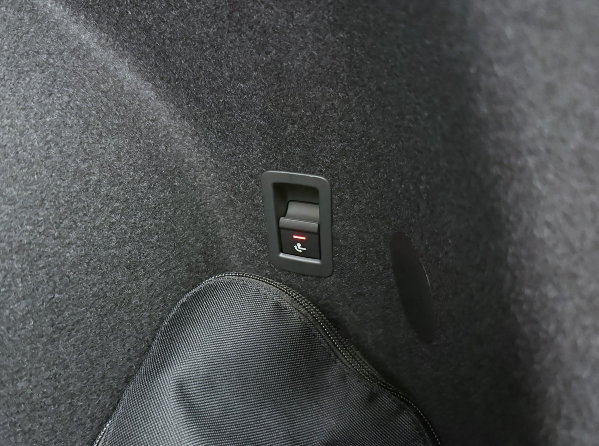 listing desktop thumbnail image 18