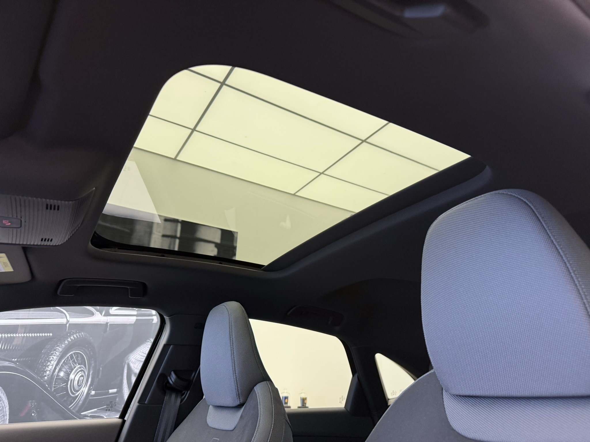 listing desktop thumbnail image 15