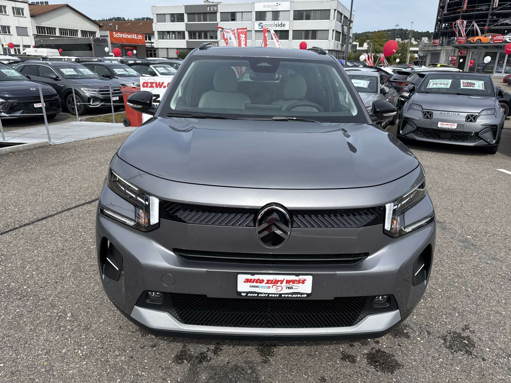 listing desktop thumbnail image 12