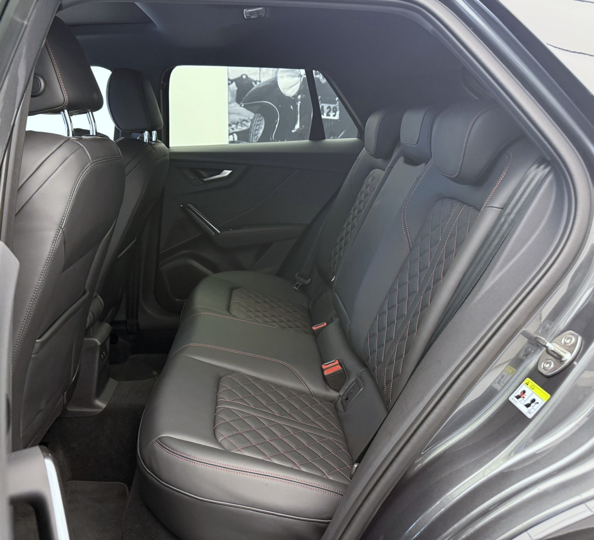 listing desktop thumbnail image 20