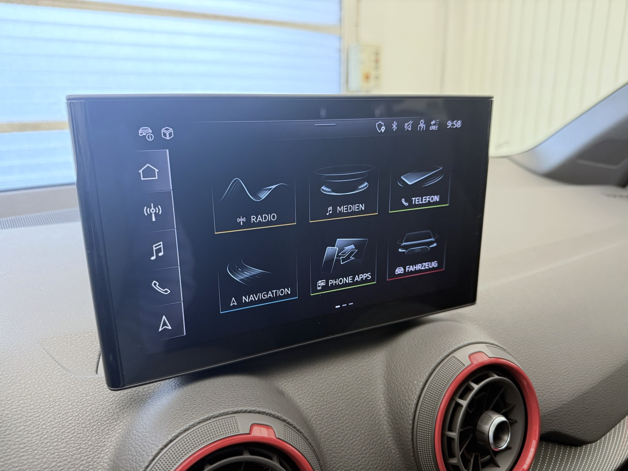 listing desktop thumbnail image 14