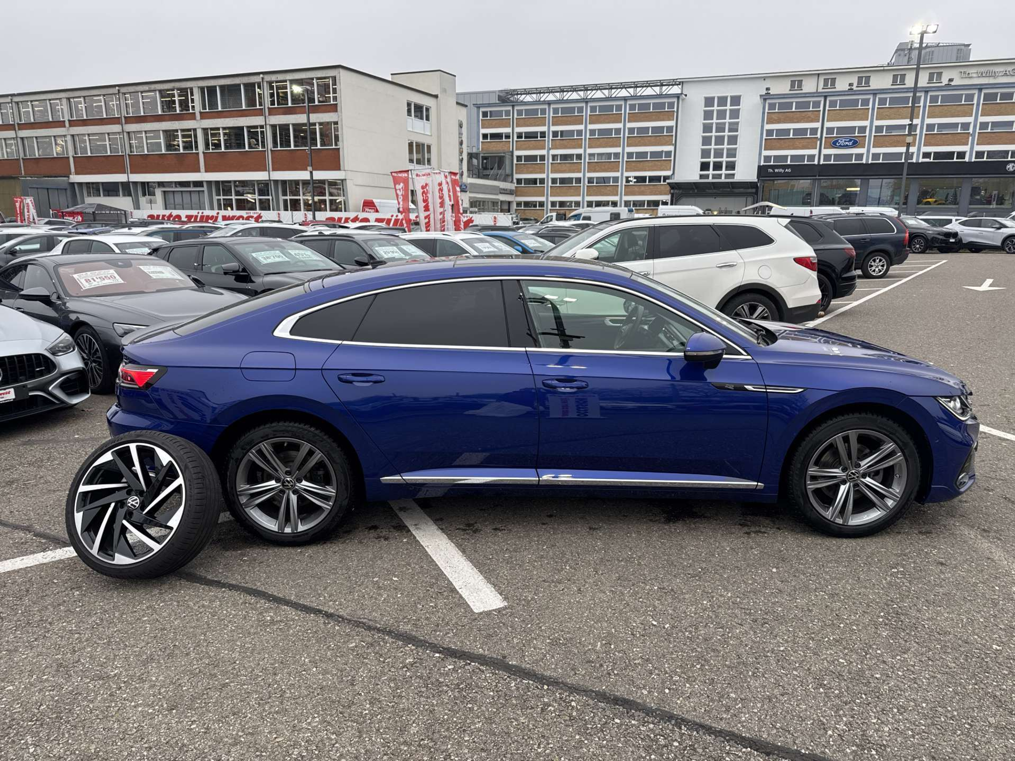 listing desktop thumbnail image 10