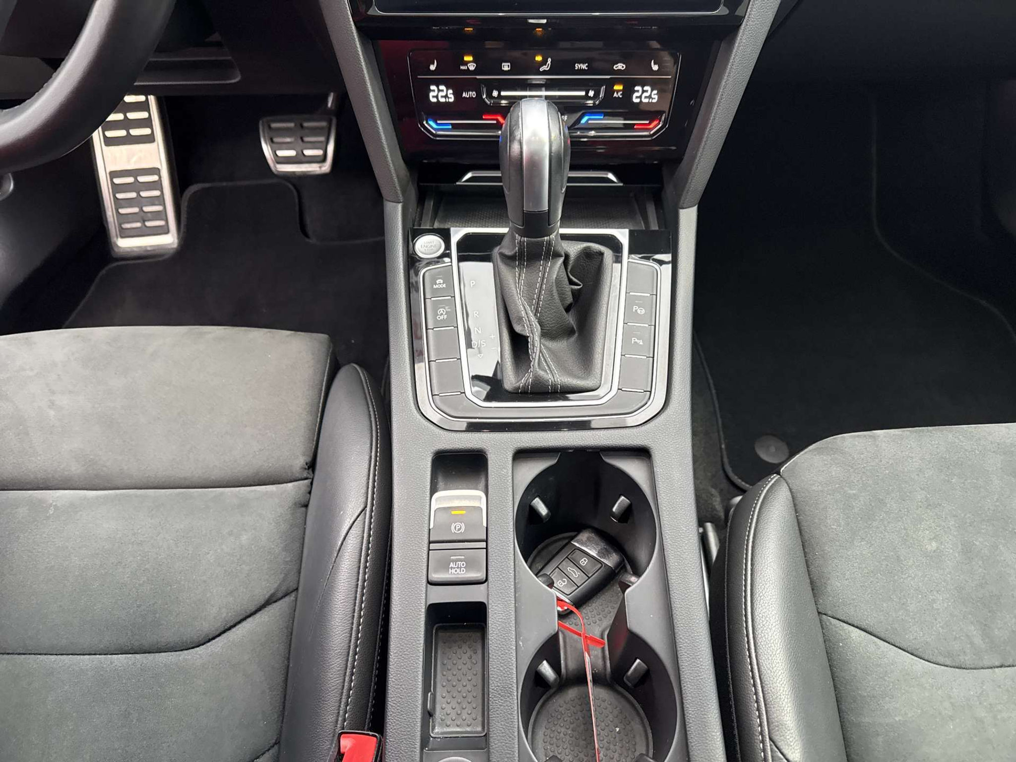 listing desktop thumbnail image 11