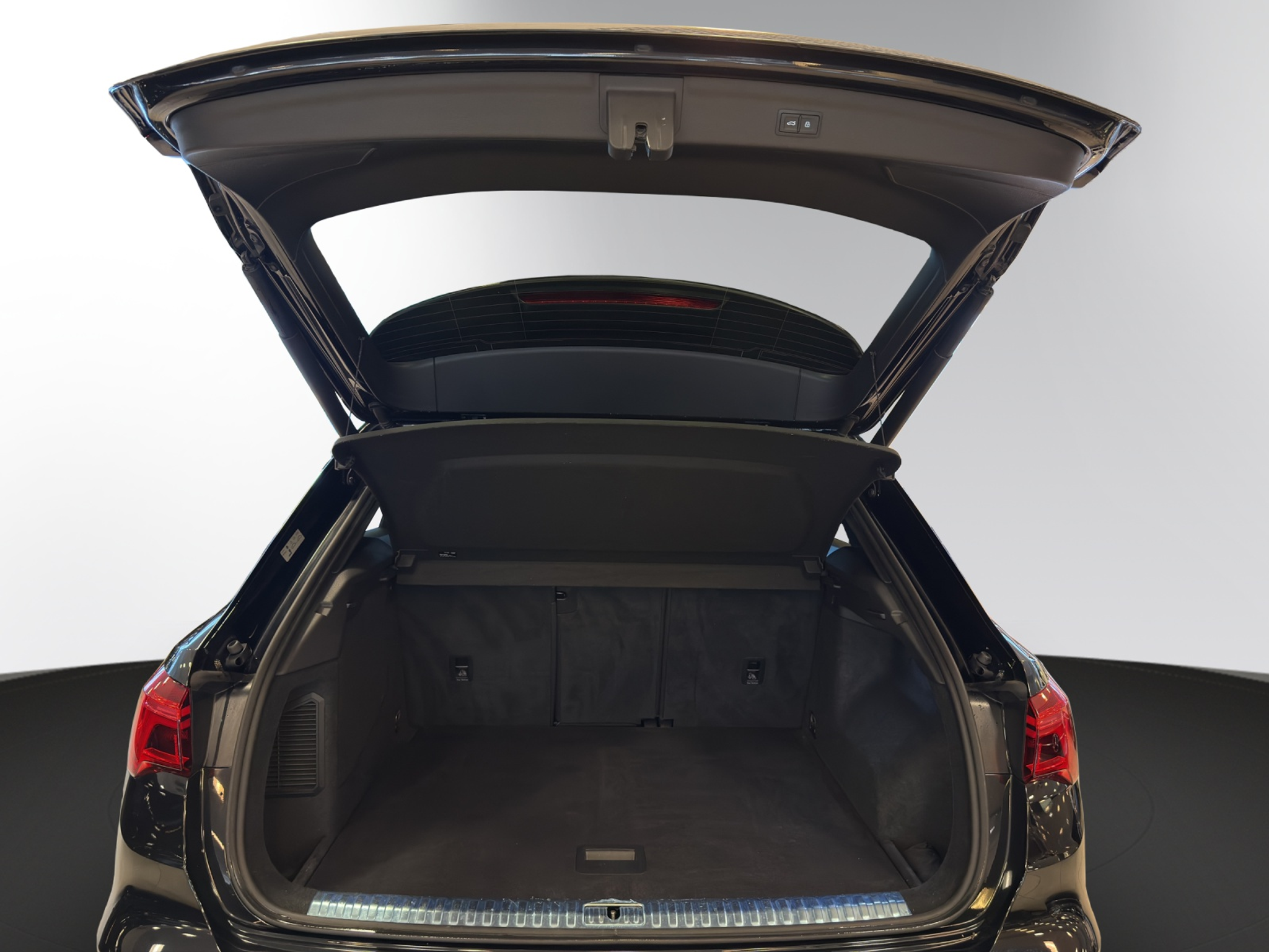 listing desktop thumbnail image 6