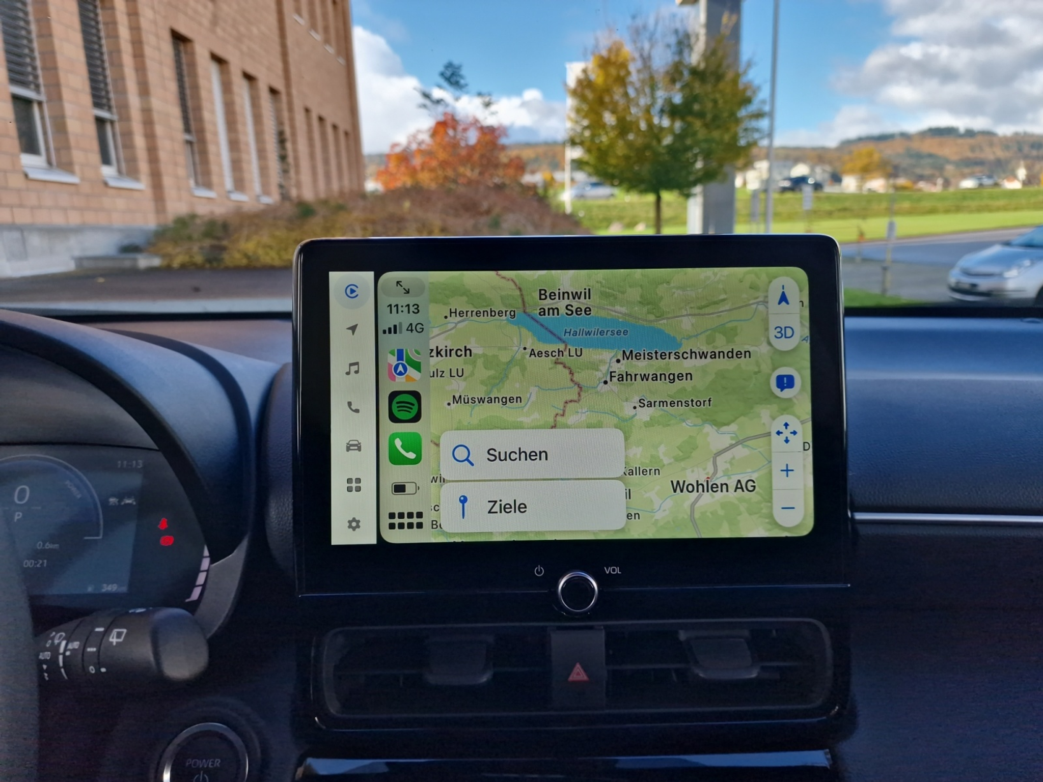 listing desktop thumbnail image 18