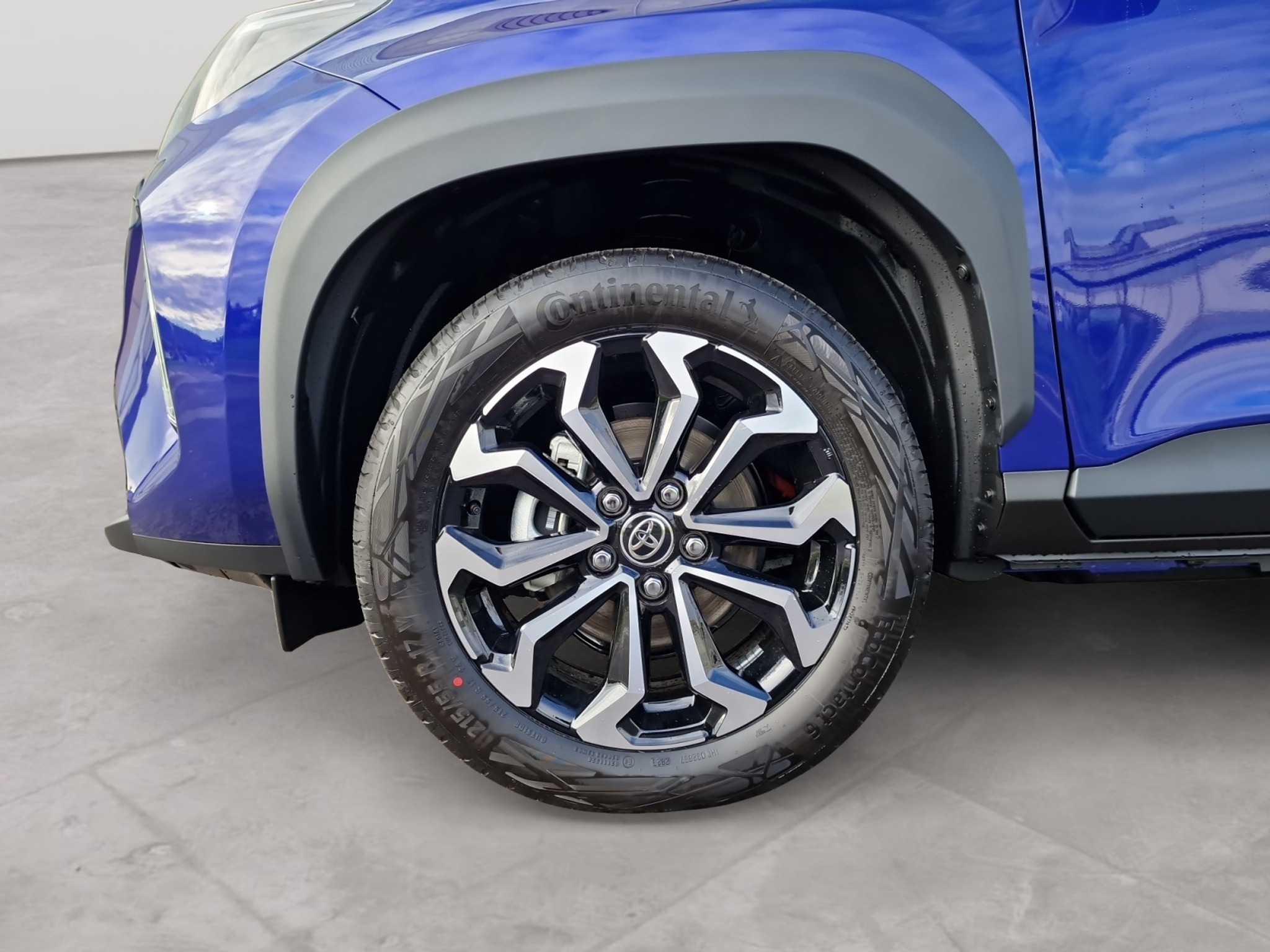 listing desktop thumbnail image 8