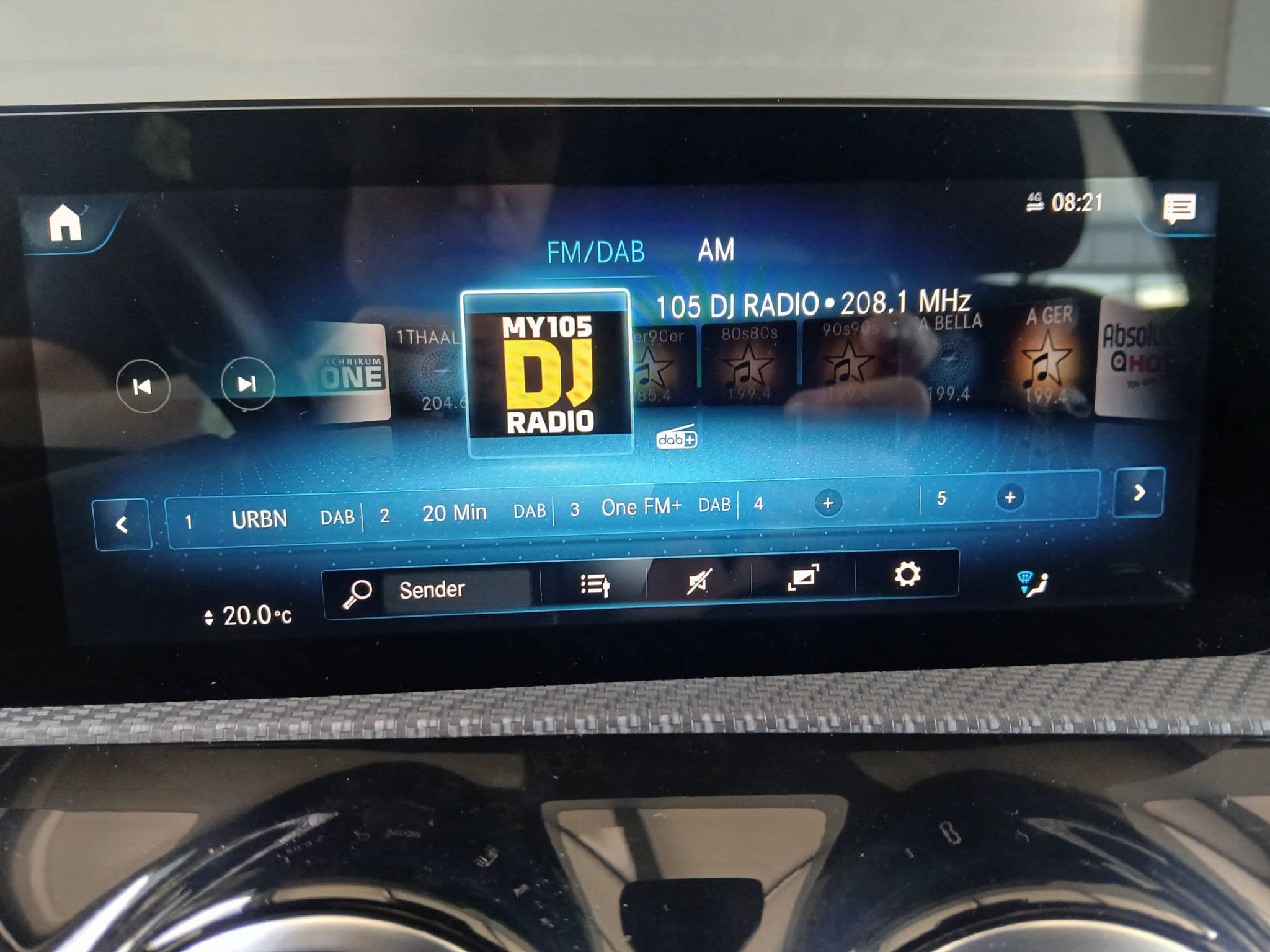 listing desktop thumbnail image 12