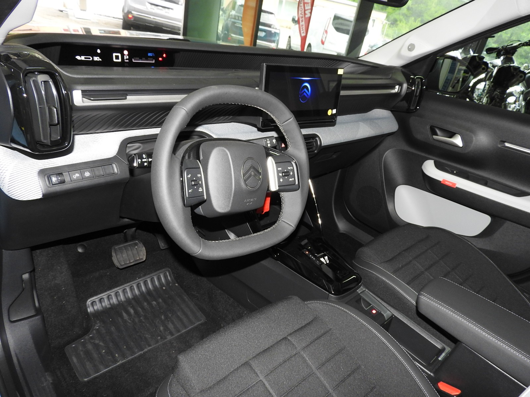 listing desktop thumbnail image 7