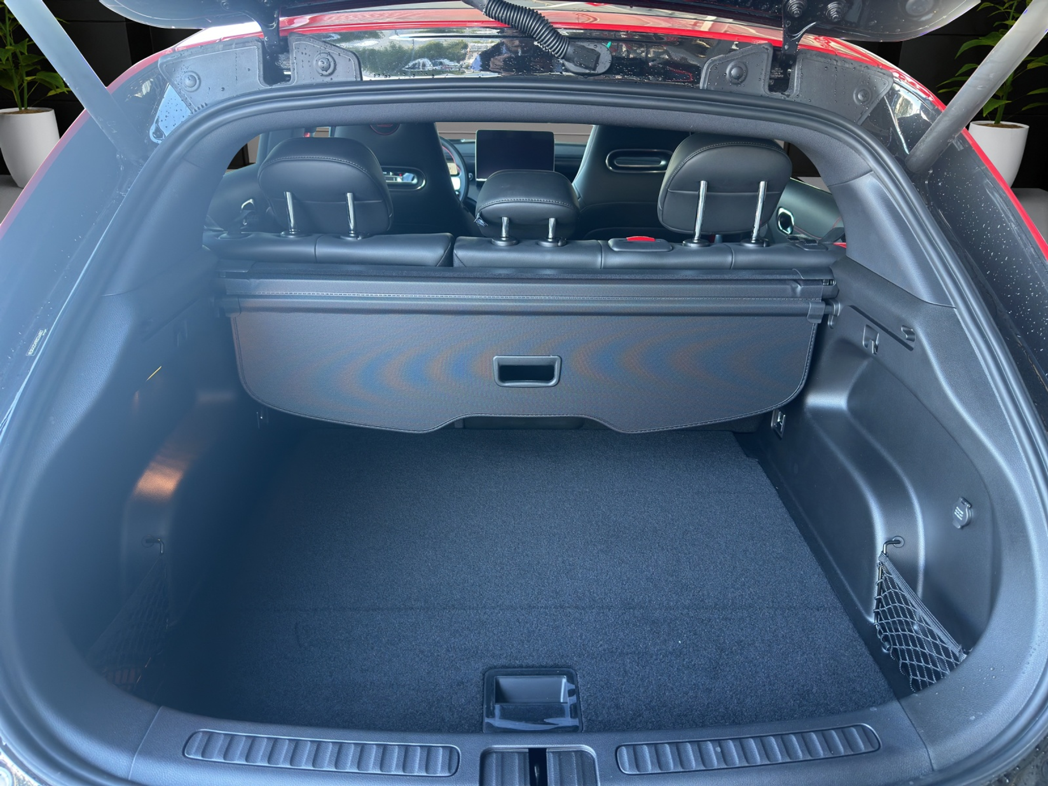 listing desktop thumbnail image 10