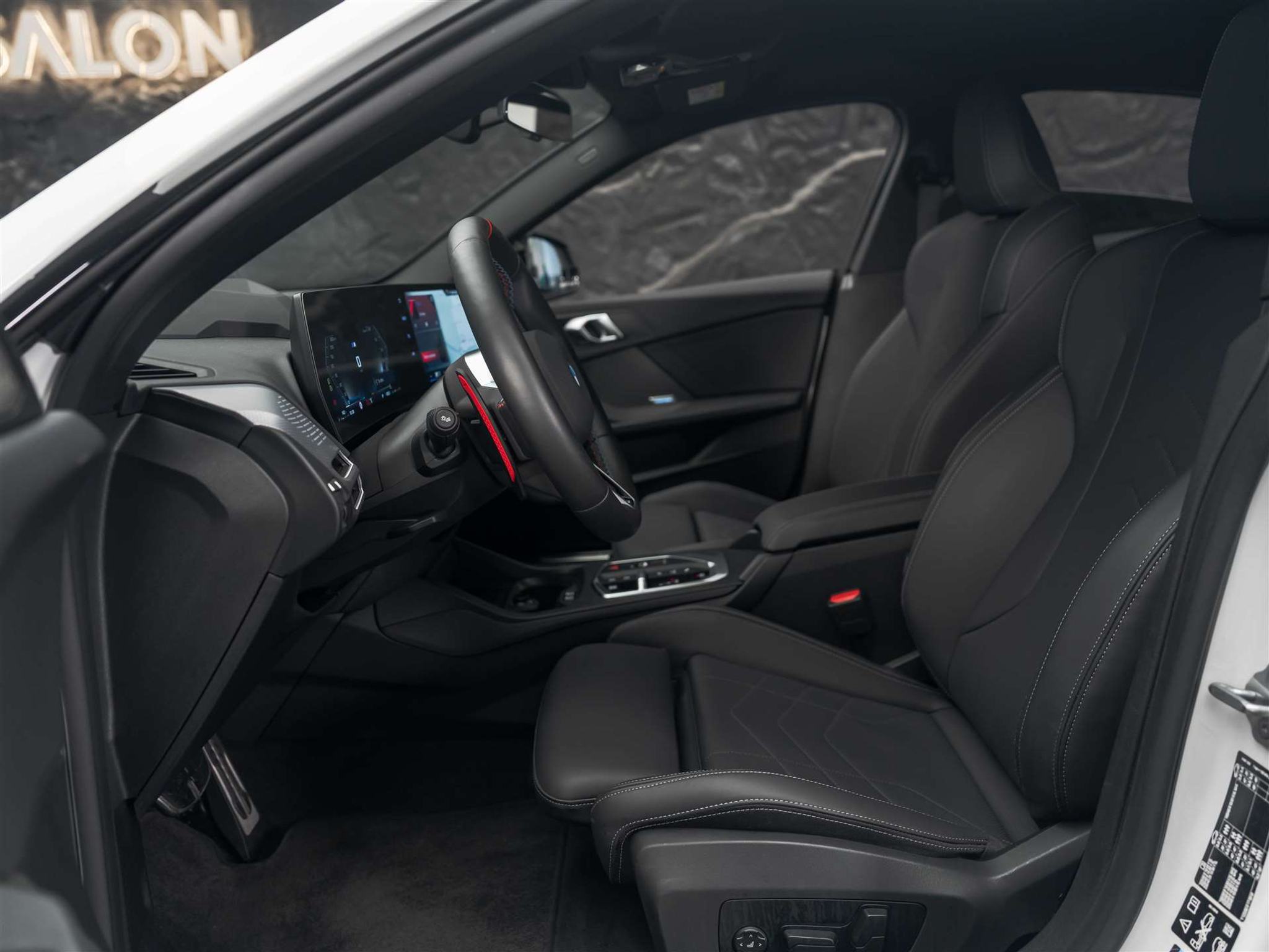 listing desktop thumbnail image 8