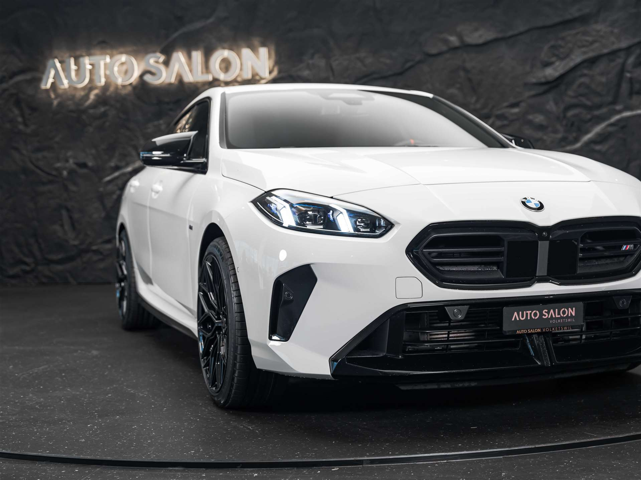 listing desktop thumbnail image 21