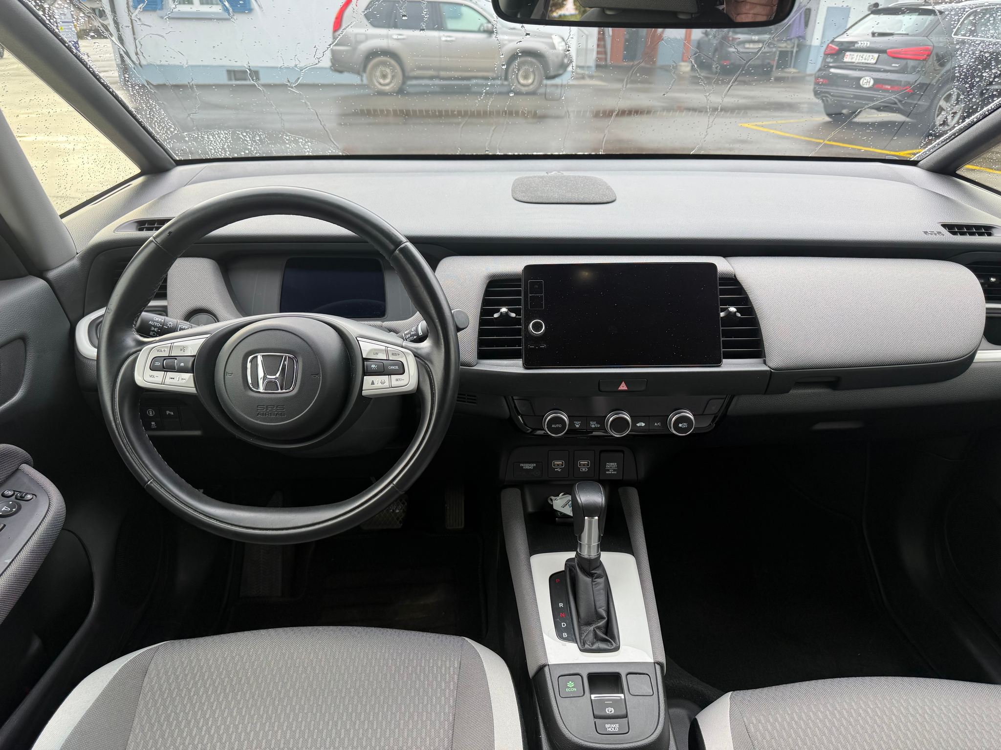 listing desktop thumbnail image 5