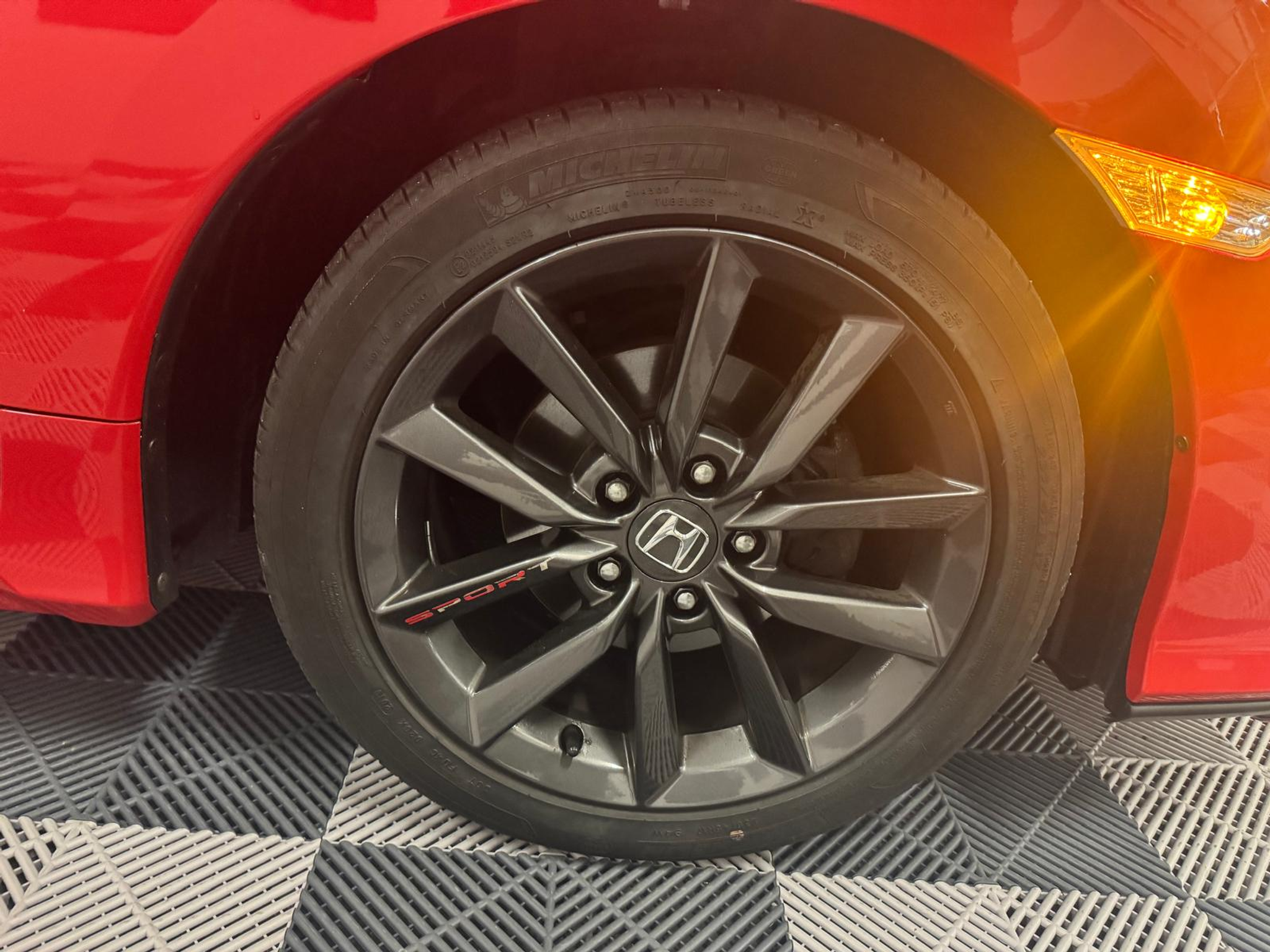 listing desktop thumbnail image 26