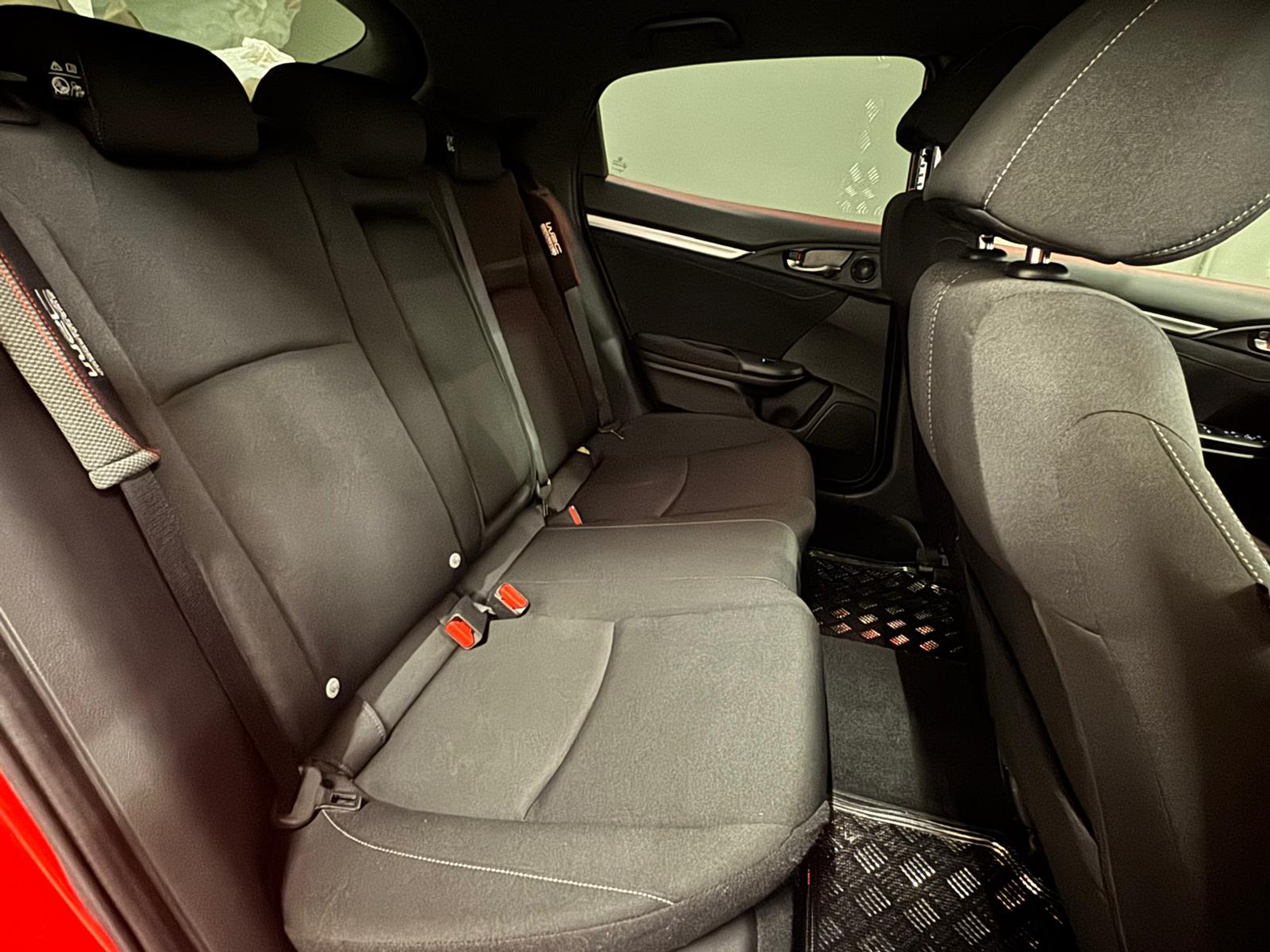 listing desktop thumbnail image 12