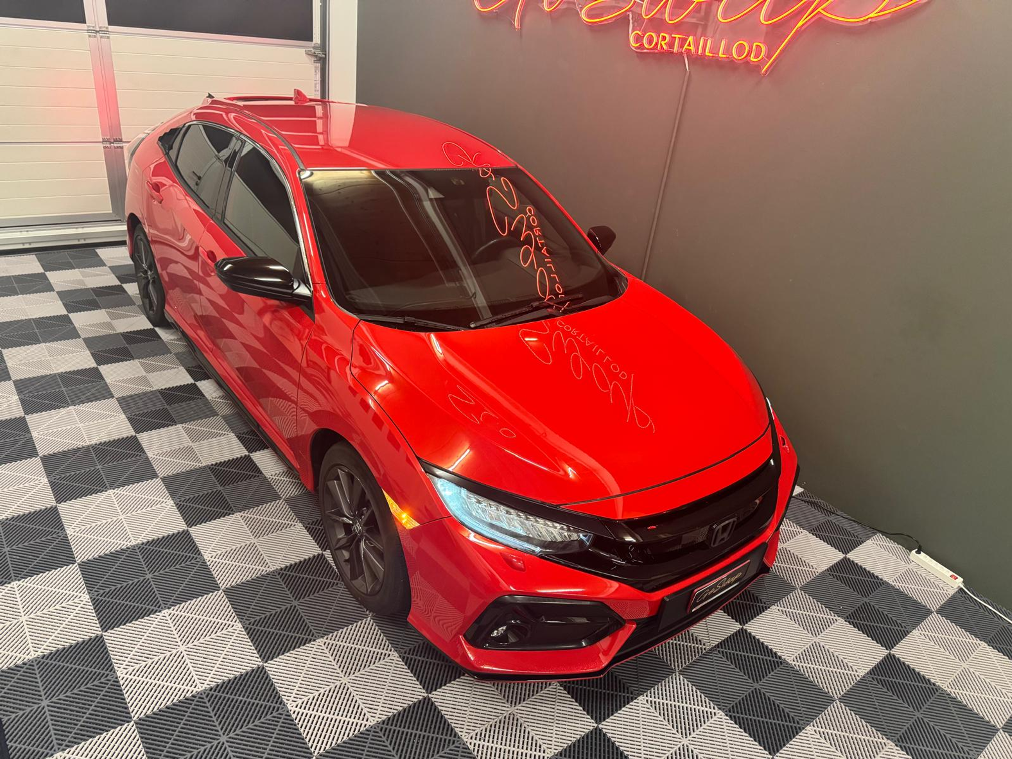 listing desktop thumbnail image 6