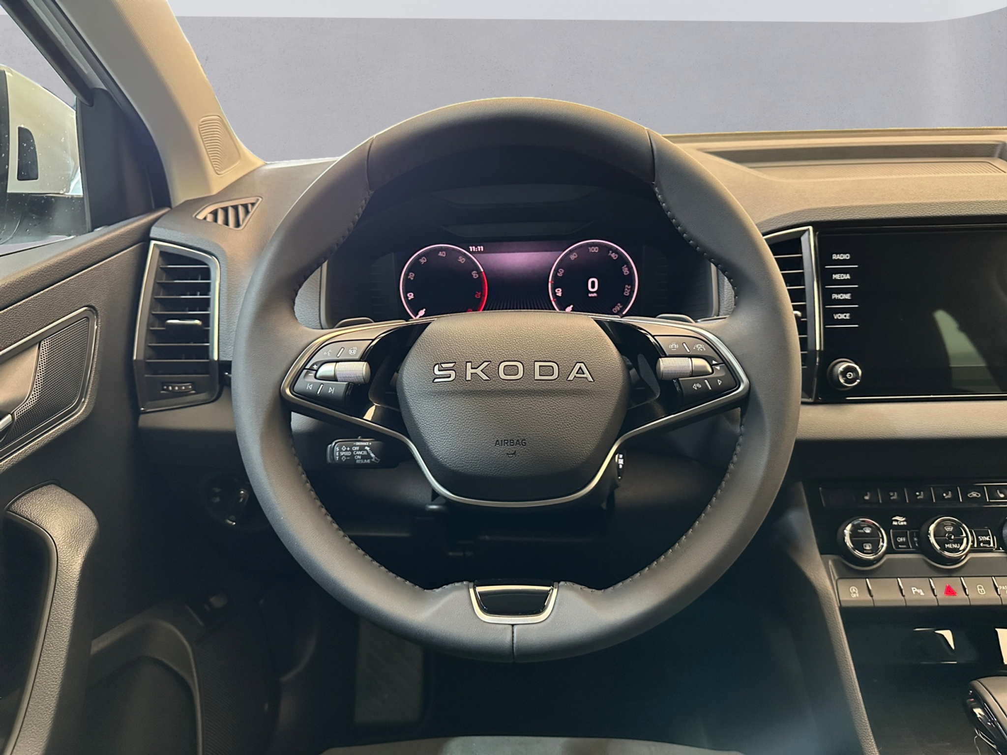 listing desktop thumbnail image 10